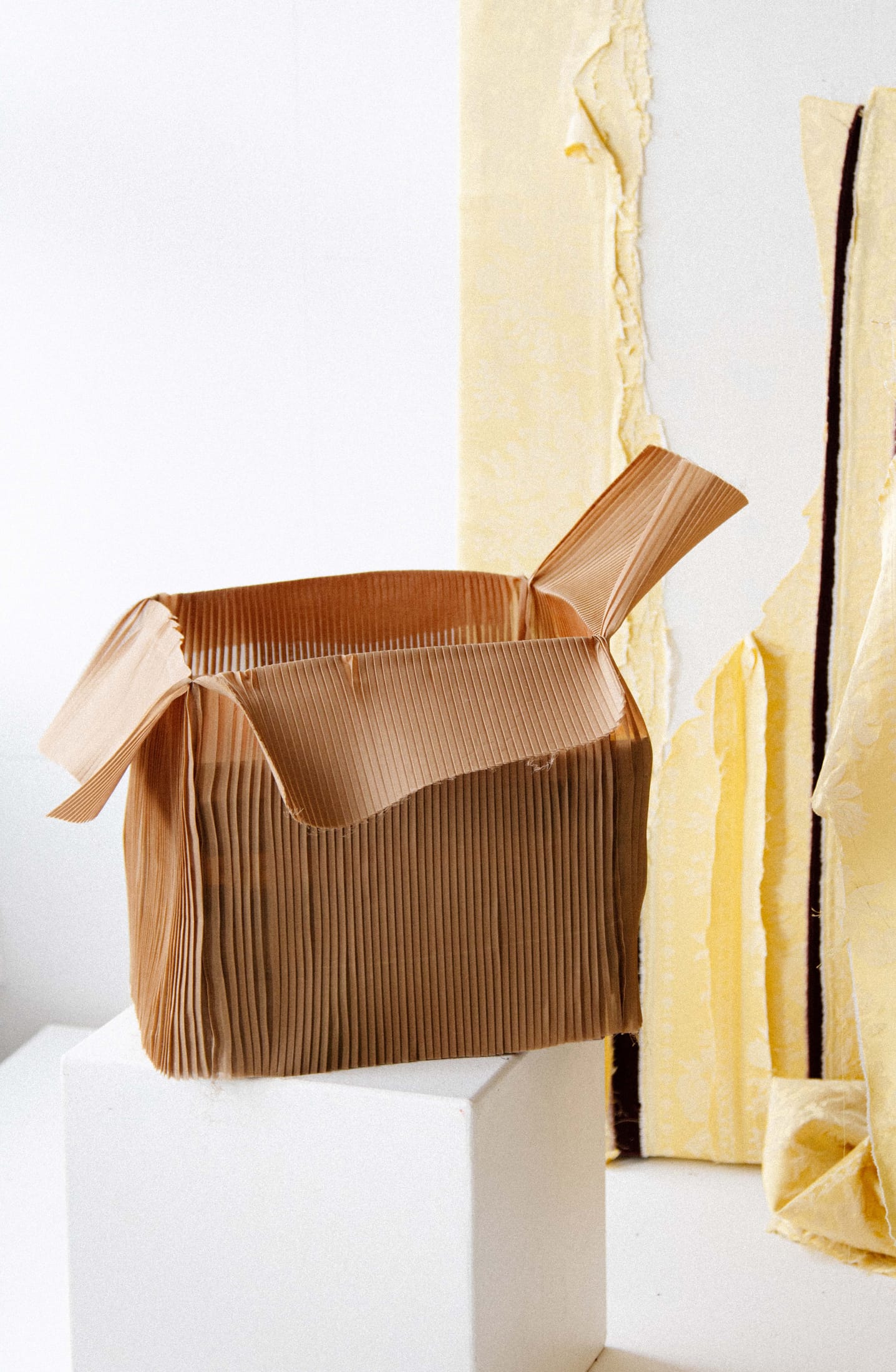 Yellowtrace Joly Studio Atelier Photo Portraits And Wip 17 Opt80