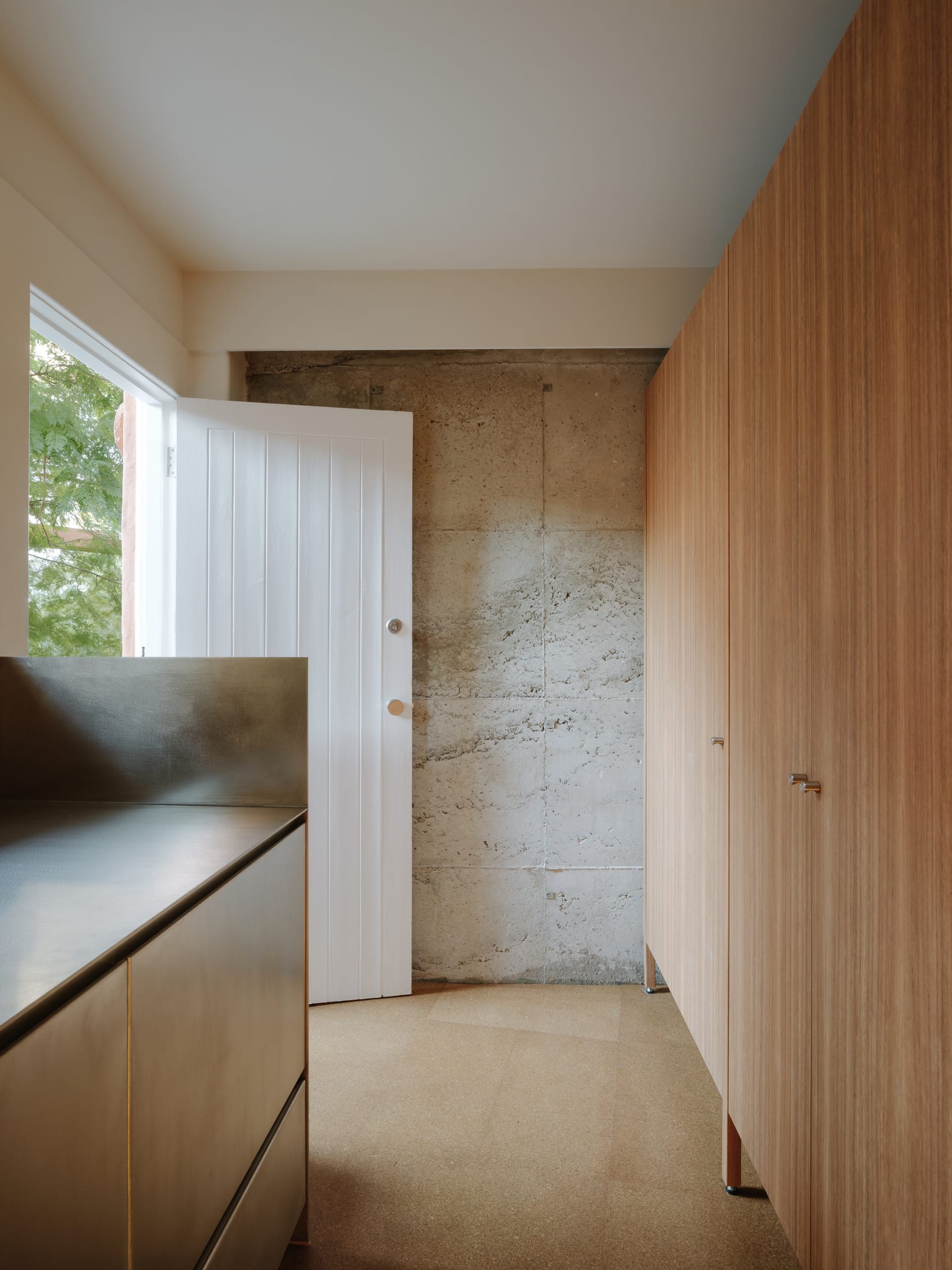 Yellowtrace Ellul Architecture A Flat For A Musician Melbourne Apartment Refurbishment Photo Hamish Mcintosh 08 Opt80