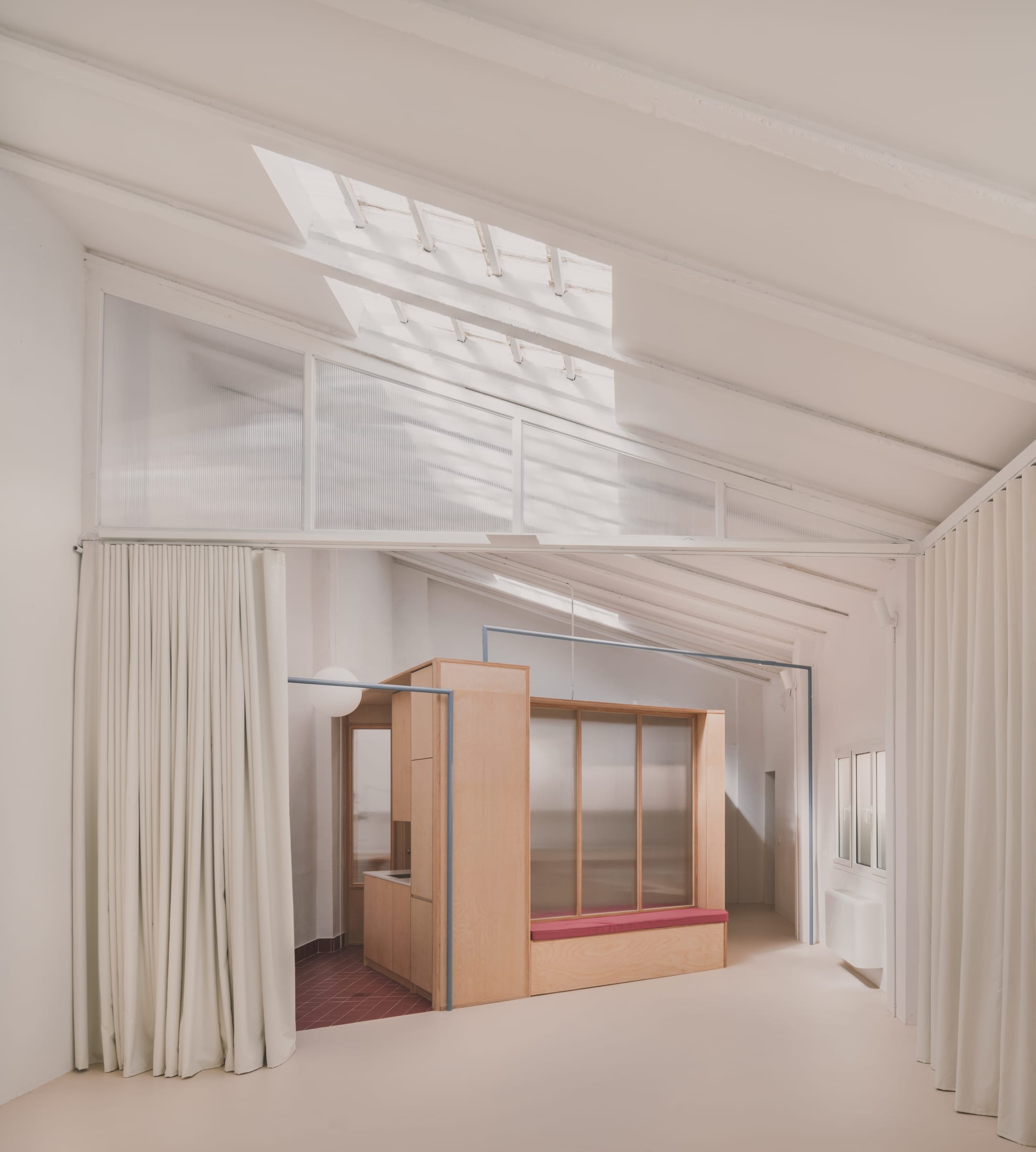 Yellowtrace Dia Uno Nave Maravilla Madrid Warehouse Conversion Photo Javierde Paz Garcia 04 Opt80