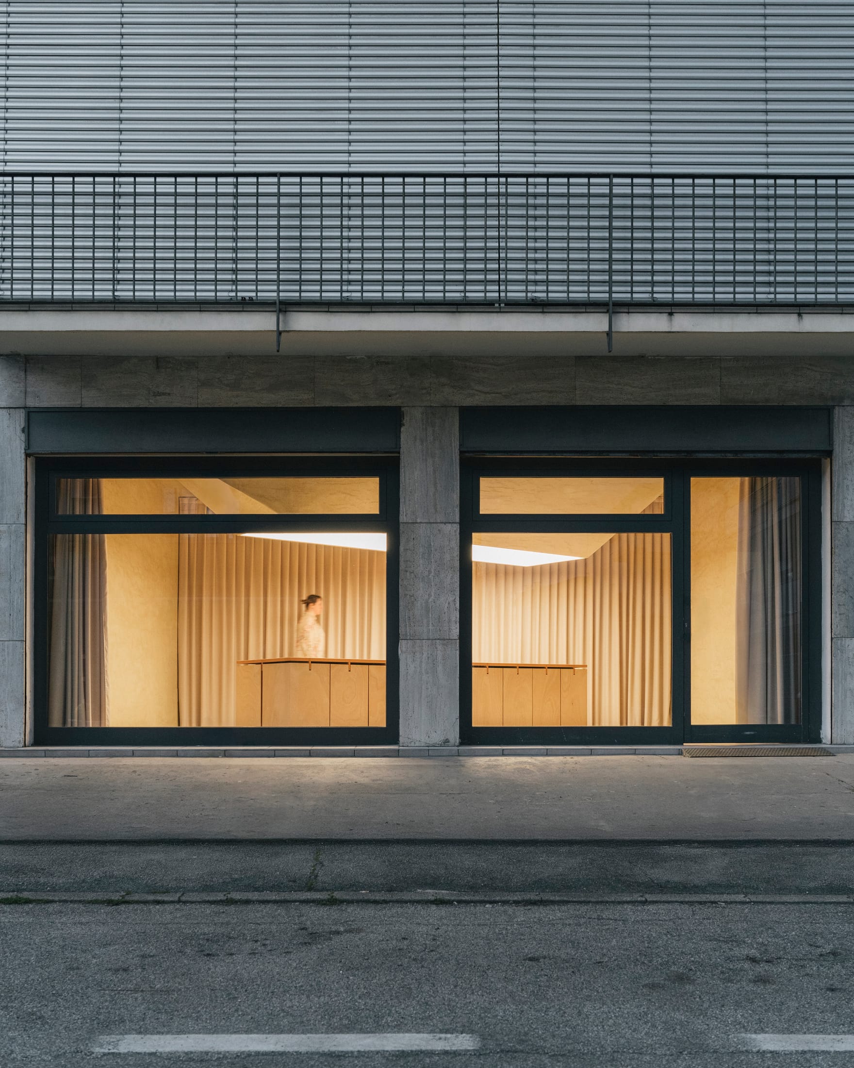 Yellowtrace Aacm Mosca Bianca Padova Italy Photo Marco Lumini Catalogo 14 Opt80