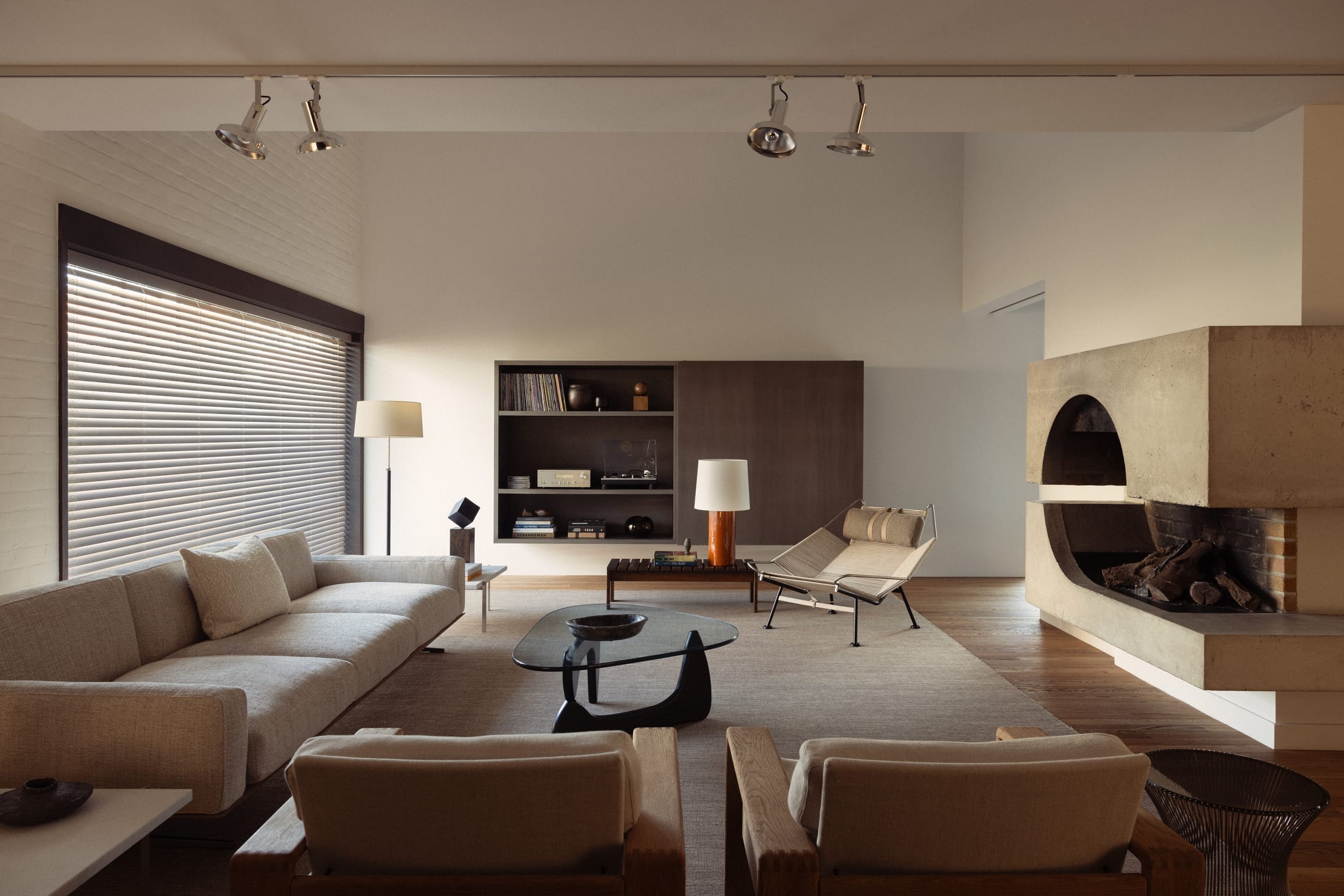 Yellowtrace Stef Claes Duinbergen Seventies House Knokke Zeegras Photo Eric Petschek 02 Opt80