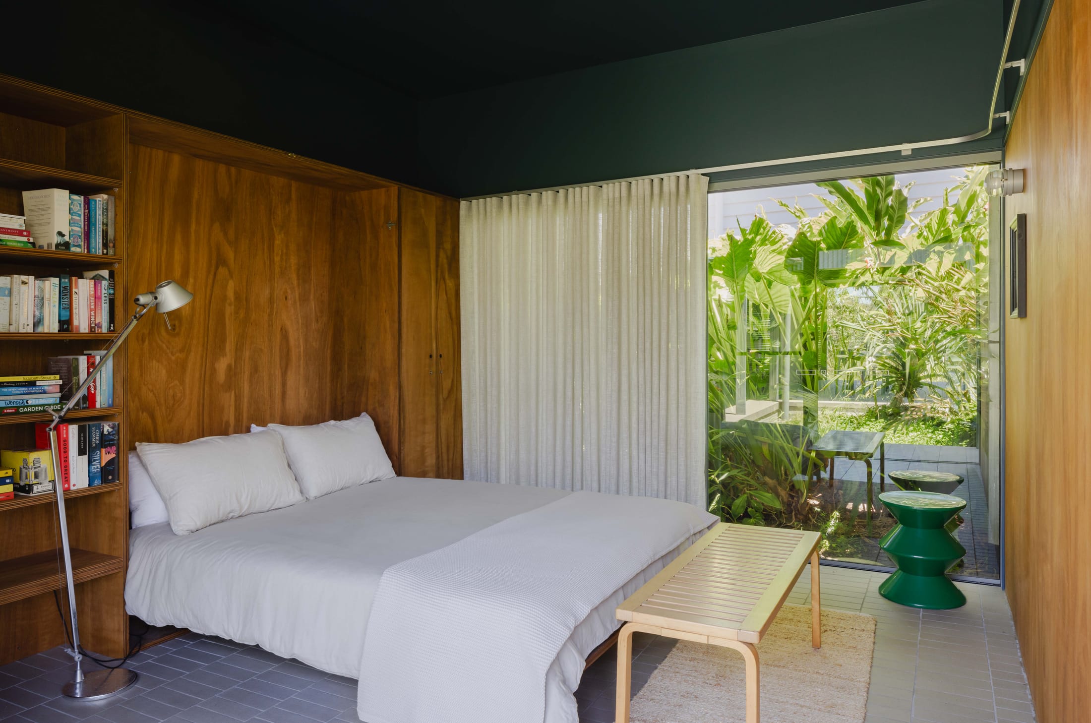 Yellowtrace Welsh Major Greybox Beach House Australia Photo Katherine Lu 34 Opt80