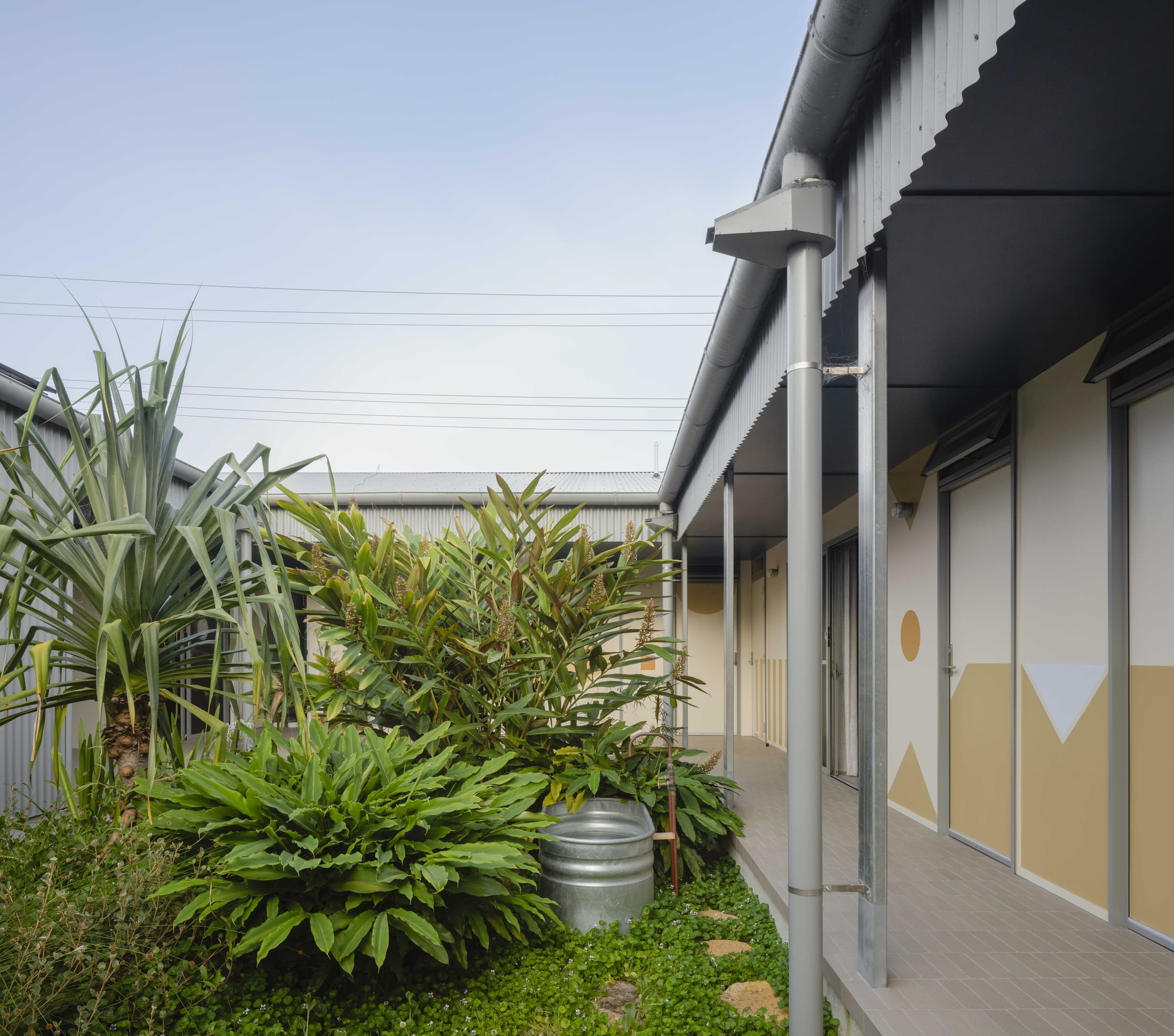 Yellowtrace Welsh Major Greybox Beach House Australia Photo Katherine Lu 28 Opt80