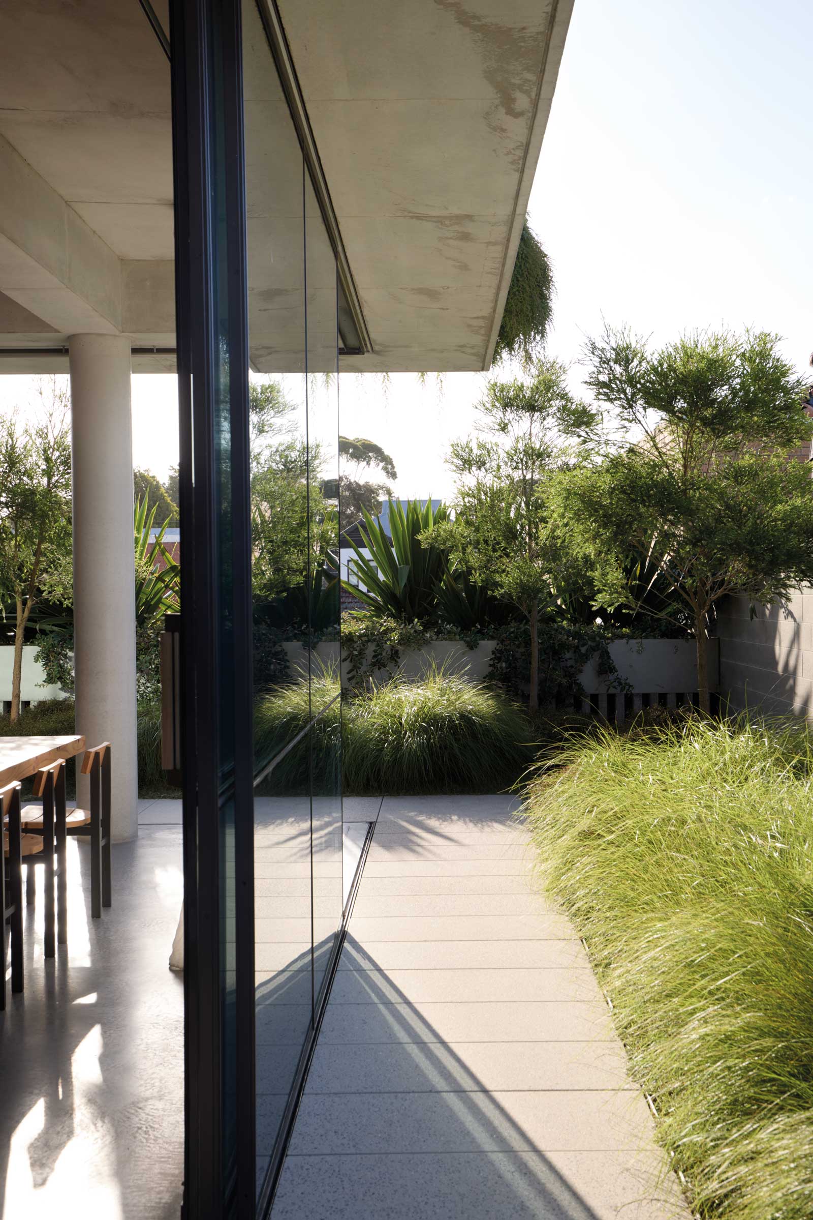 Yellowtrace Dangar Barin Smith Natural Oder Book Rochester St Office 03