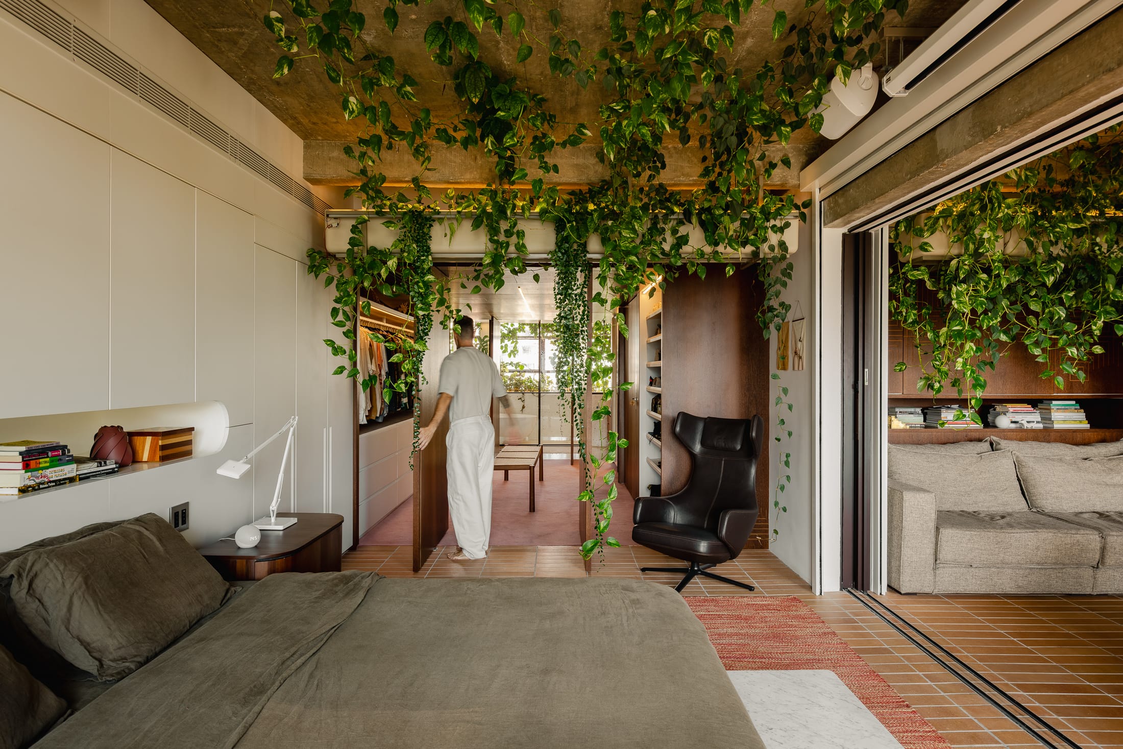 Yellowtrace Estudio Guto Requena The Varanda Apartment Sao Paulo Photo Manuel Sa 07 Opt80