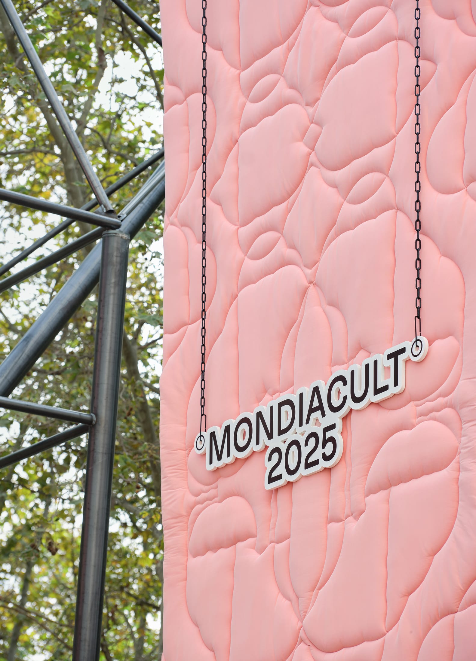 Yellowtrace Lluis Alexandre Casanovas Blanco Mondiacult 2025 Installation Textile Photo Jose Hevia 06 Opt80