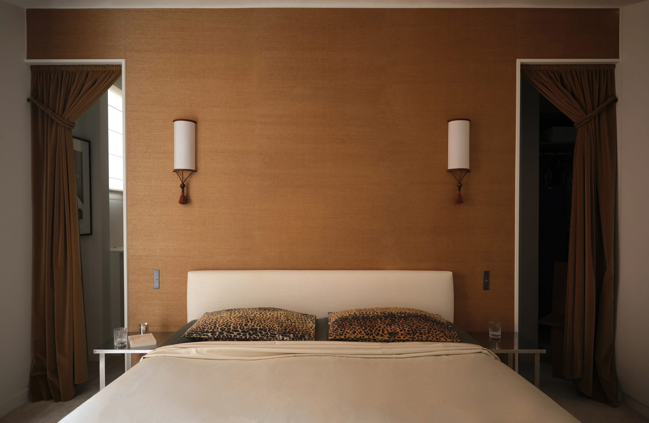 Yellowtrace Hauvette Madani Sablons Paris Apartment Renovation Photo Lucas Madani 15 Opt80