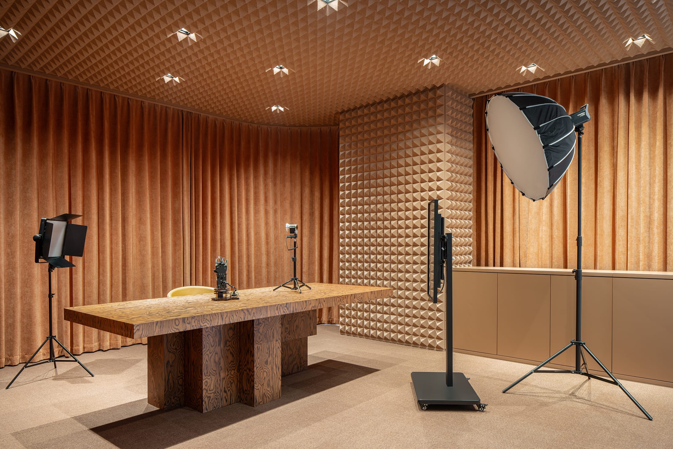 Yellowtrace Ippolito Fleitz Group Max Hangzhou China Contemporary Office Interior Photo Zhu Di 08 Opt80