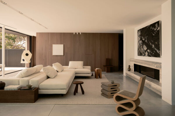 Yellowtrace Lawless Meyerson Back Of The Moon House Maianbar Australia