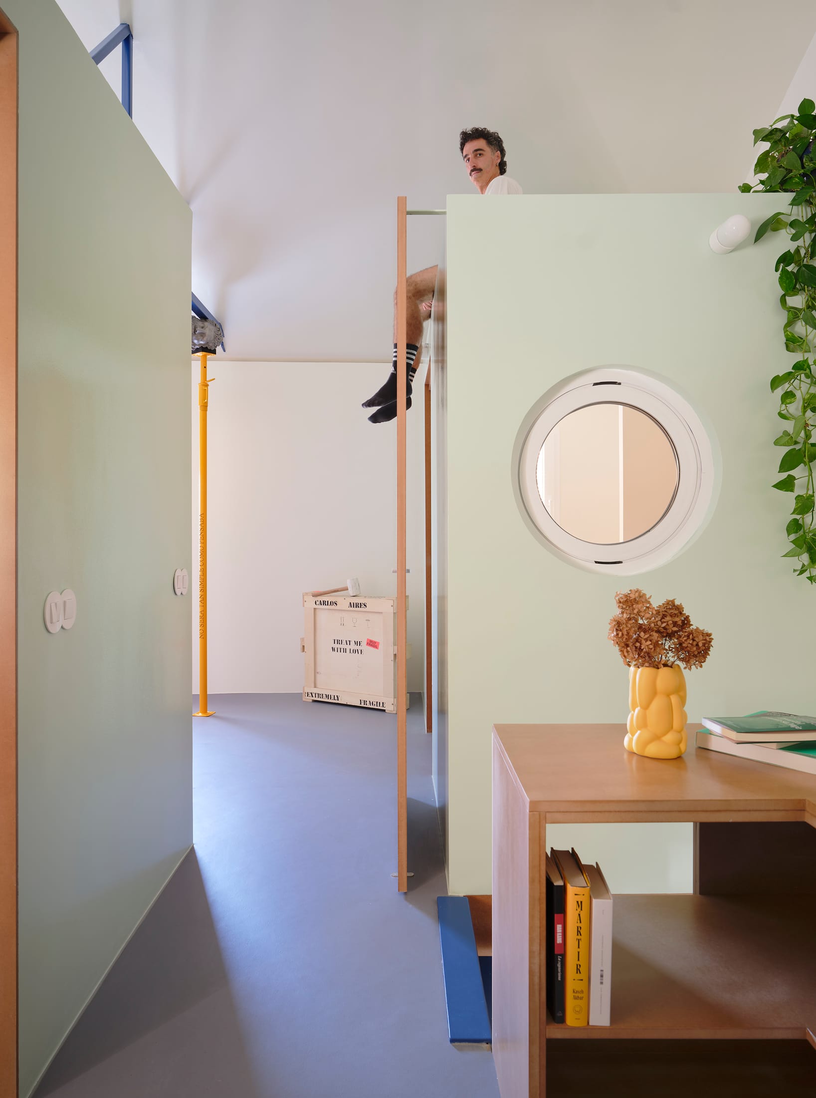 Yellowtrace Extrarradio 1940s Madrid House Renovation Photo German Saiz 08 Opt80