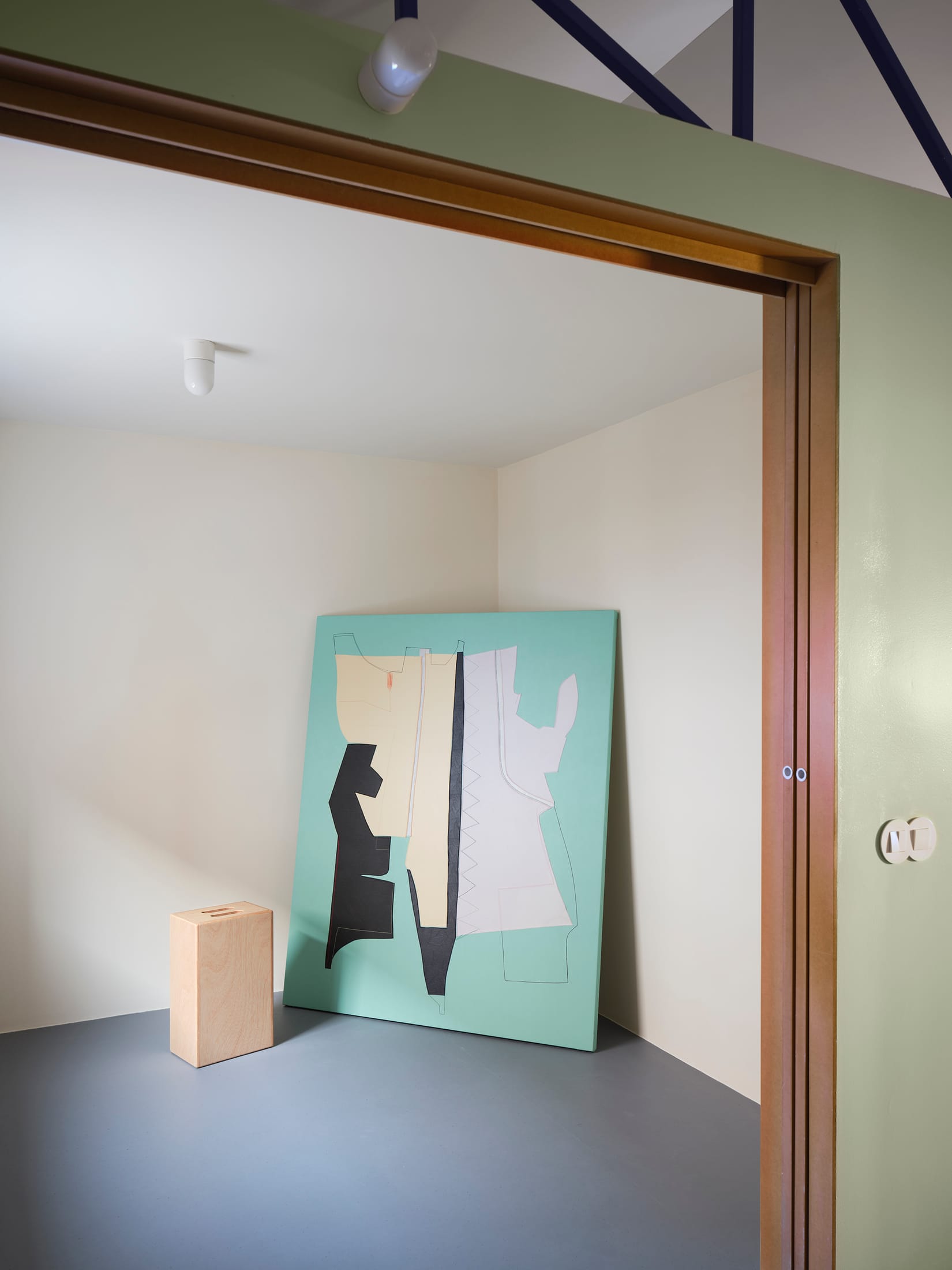 Yellowtrace Extrarradio 1940s Madrid House Renovation Photo German Saiz 09 Opt80