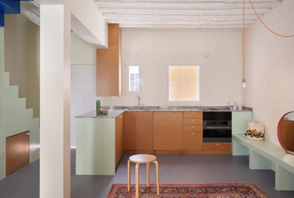Yellowtrace Extrarradio 1940s Madrid House Renovation