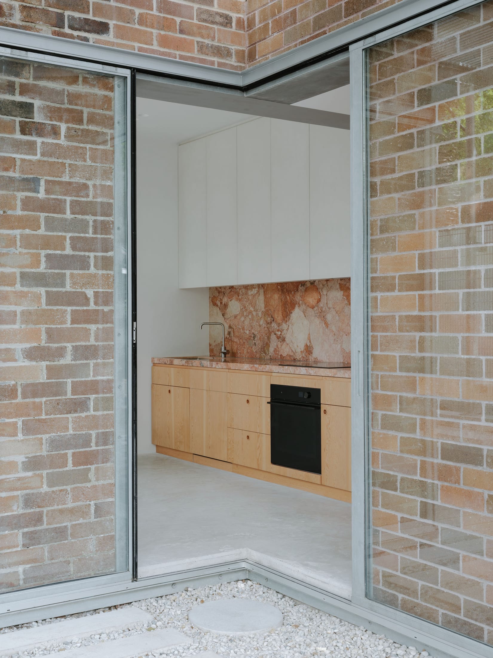 Yellowtrace Retallack Thompson Rows End Surry Hills Terrace House Australian Architecture Photo Hamish Mcintosh 05 Opt80