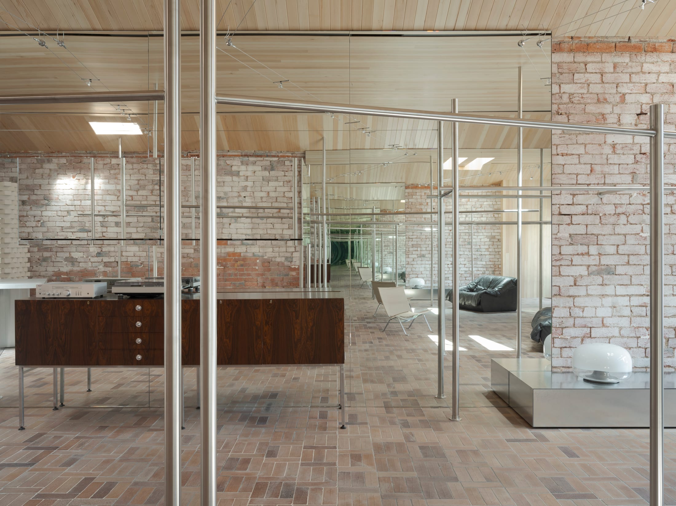 Yellowtrace Ap Design House Henne Armadale Melbourne Fashion Retail Photo Tom Ferguson 03 Opt80