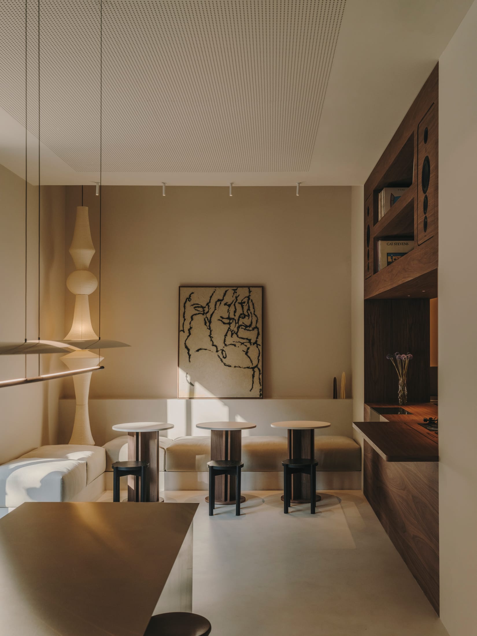 Yellowtrace Isern Serra Jac Hifi Cafe Barcelona Listening Bar Photo Salva Lopez 20 Opt80