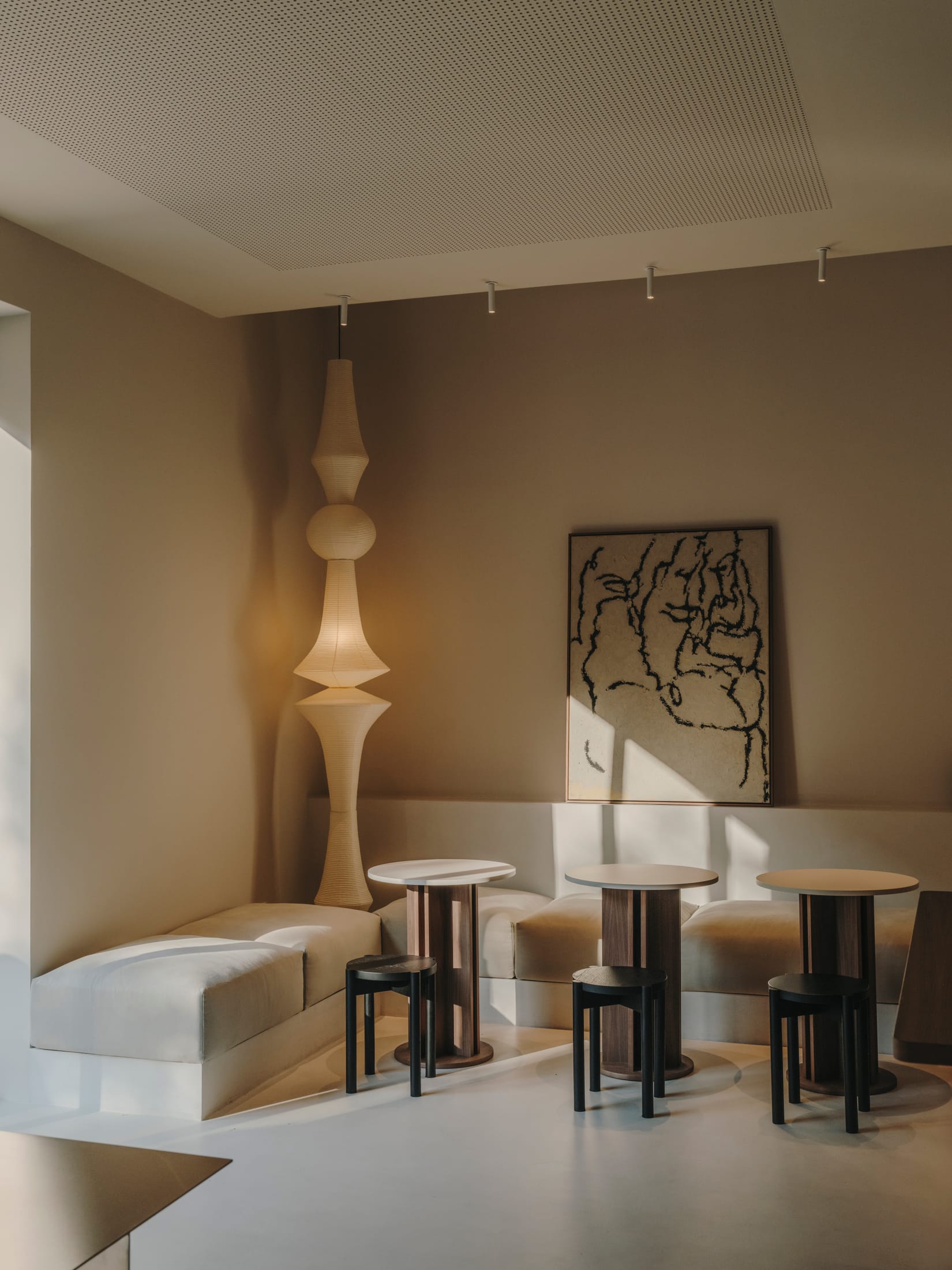 Yellowtrace Isern Serra Jac Hifi Cafe Barcelona Listening Bar Photo Salva Lopez 21 Opt80