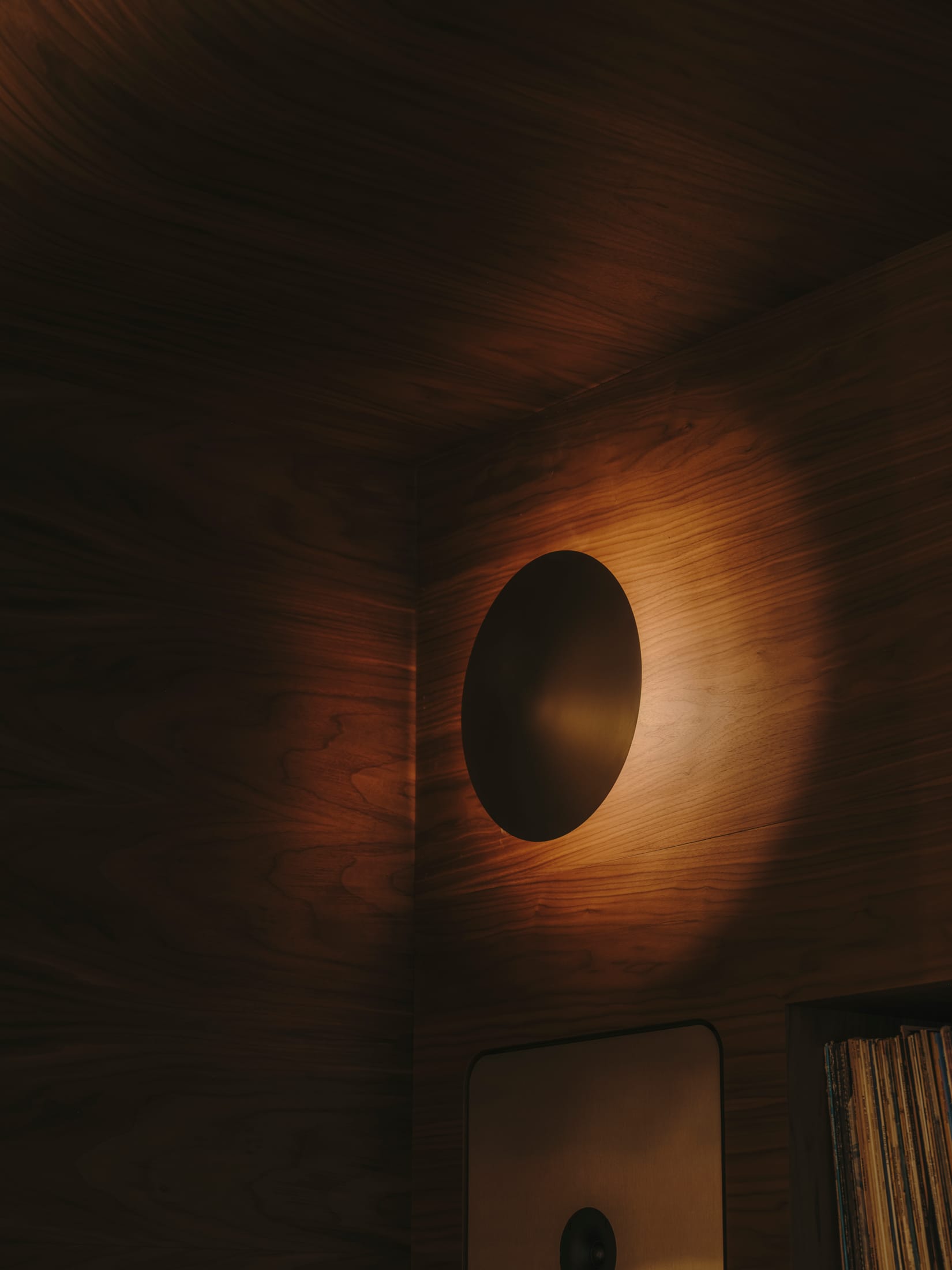 Yellowtrace Isern Serra Jac Hifi Cafe Barcelona Listening Bar Photo Salva Lopez 24 Opt80