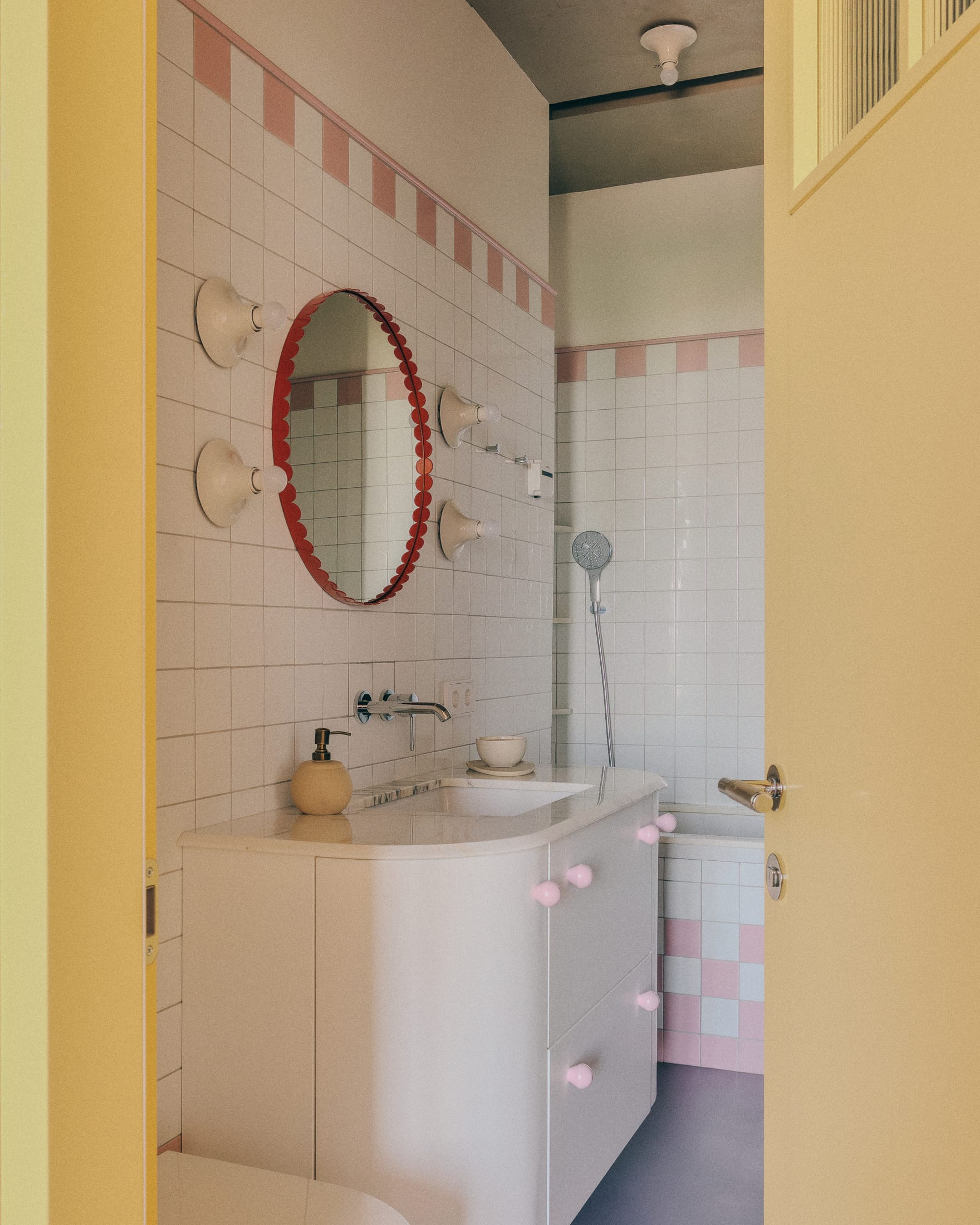 Yellowtrace Sdelaemremont Aristarkh Apartment Kazakhstan Photo Varvara Toplennikova 05 Opt80