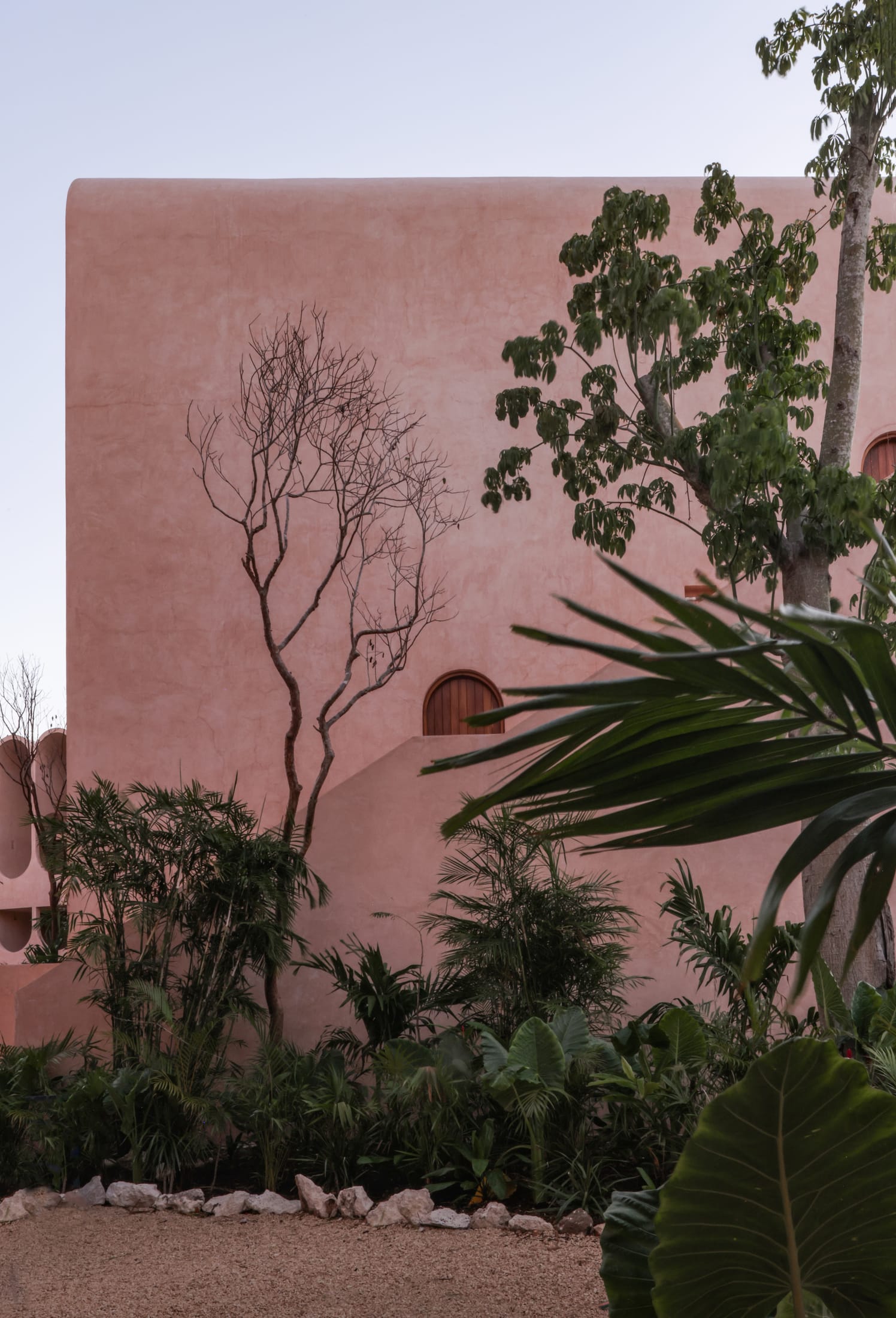 Yellowtrace V Taller Babel Hotel Mexico Architecture Photo Estudio Albers 01 Opt80