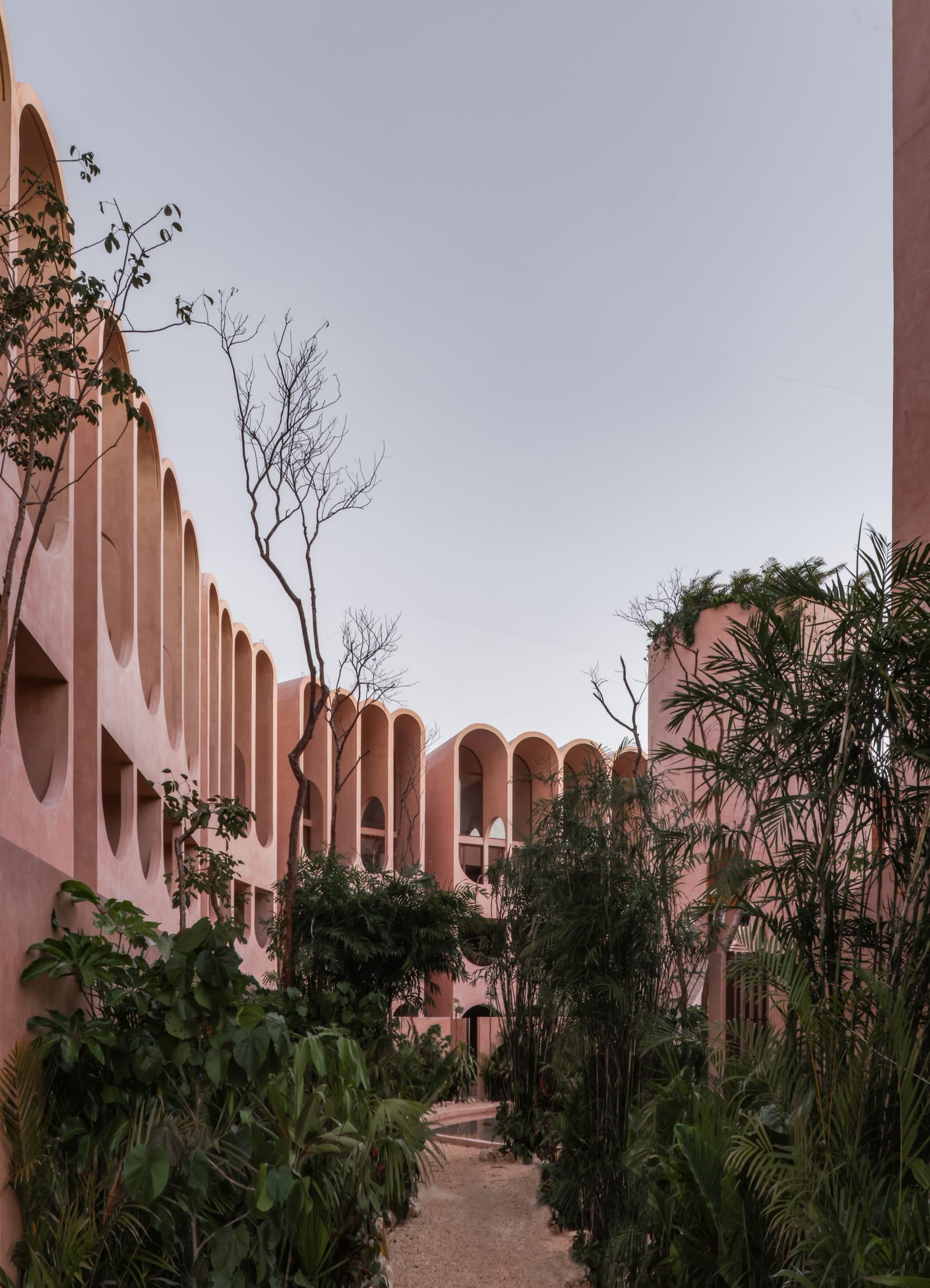 Yellowtrace V Taller Babel Hotel Mexico Architecture Photo Estudio Albers 02 Opt80