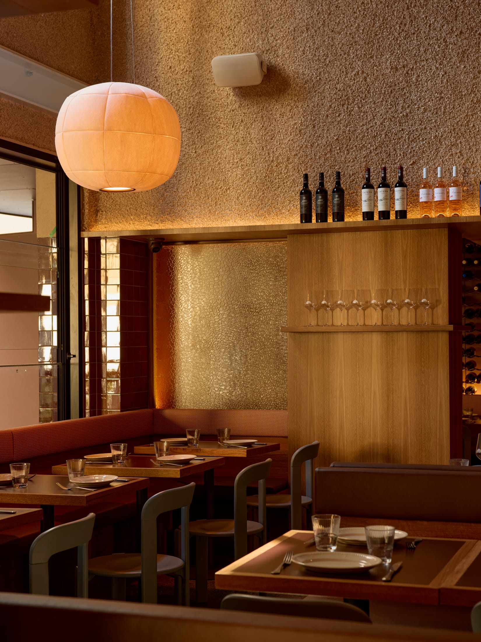 Yellowtrace Studio Plenty Bar Monte Newstead Photo Jessie Prince 01 Opt80