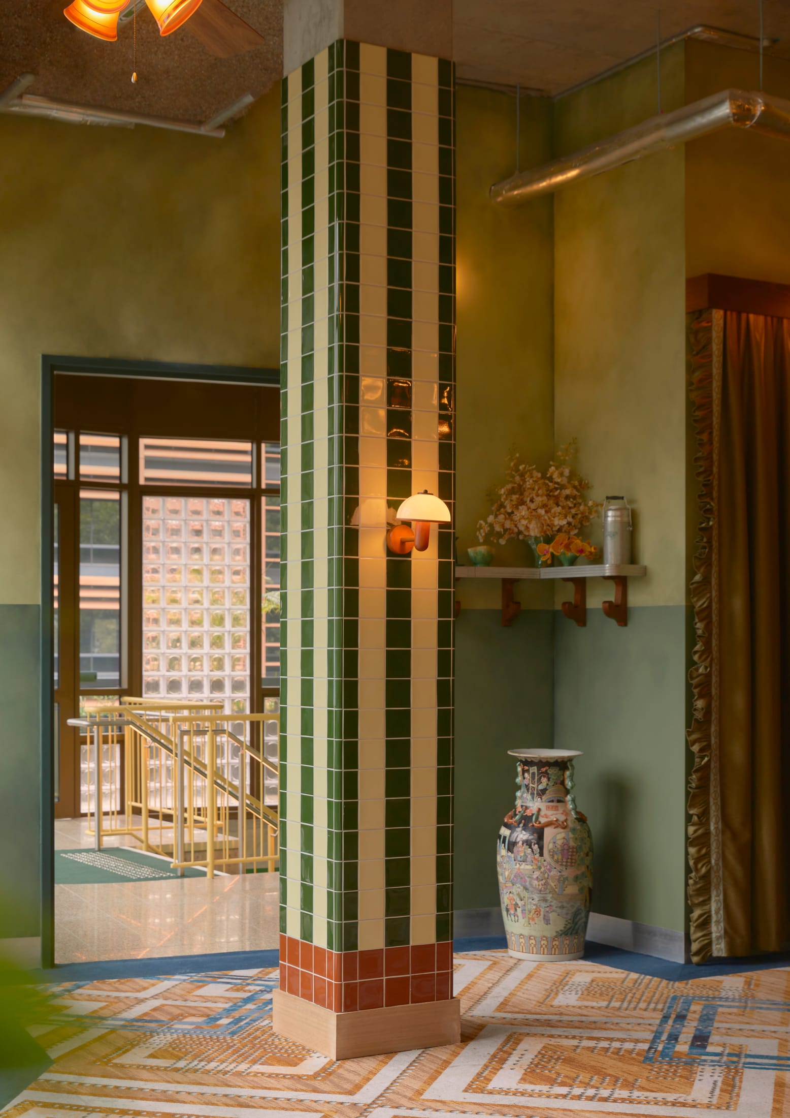 Yellowtrace Eleisha Gray Waterside Hotel Melbourne Hospitality Interior Design Photo Caitlin Mills 25 Opt80