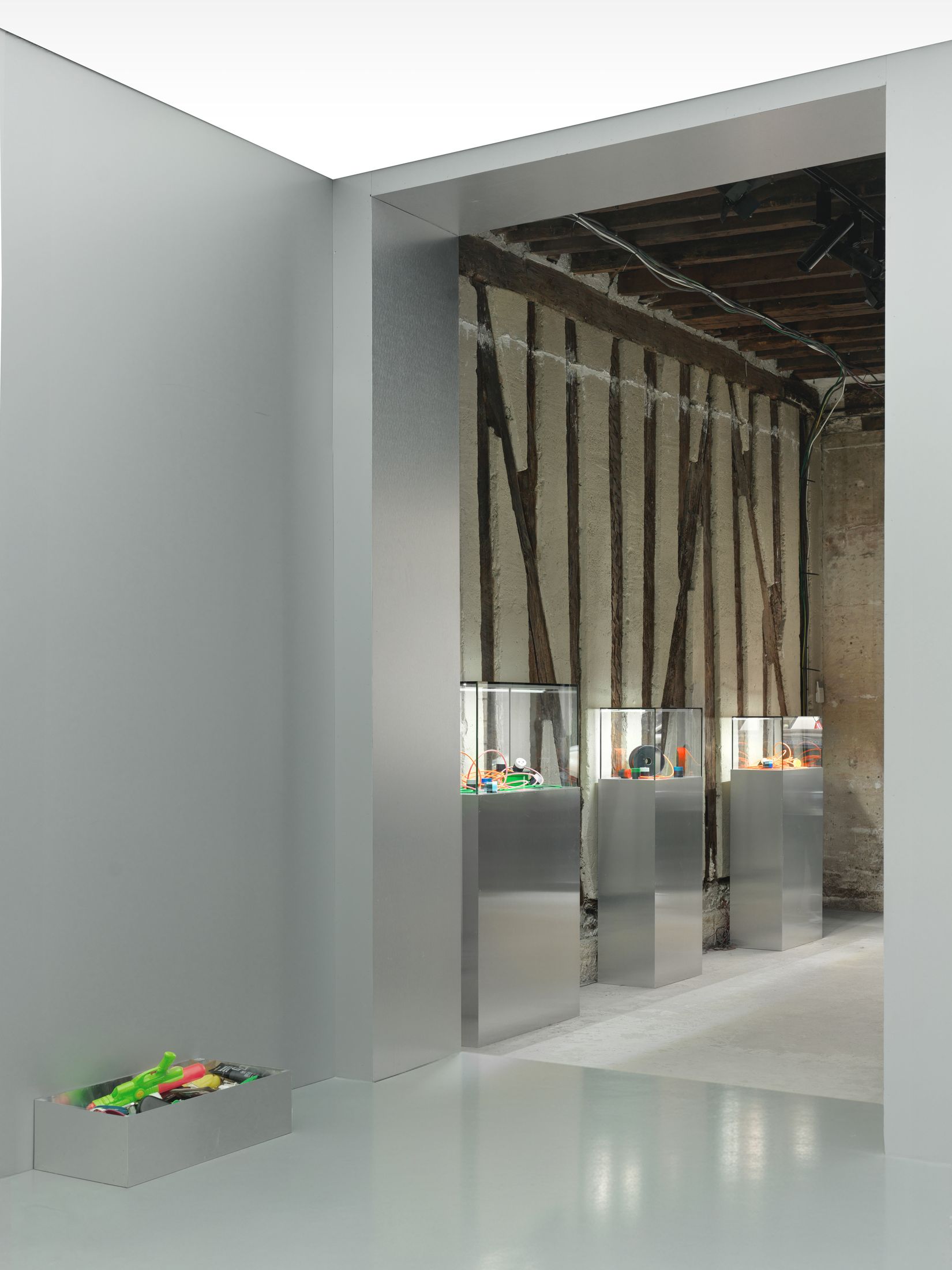 Yellowtrace Crosby Studios Gallery Photo Jenia Filatova 04 Opt80