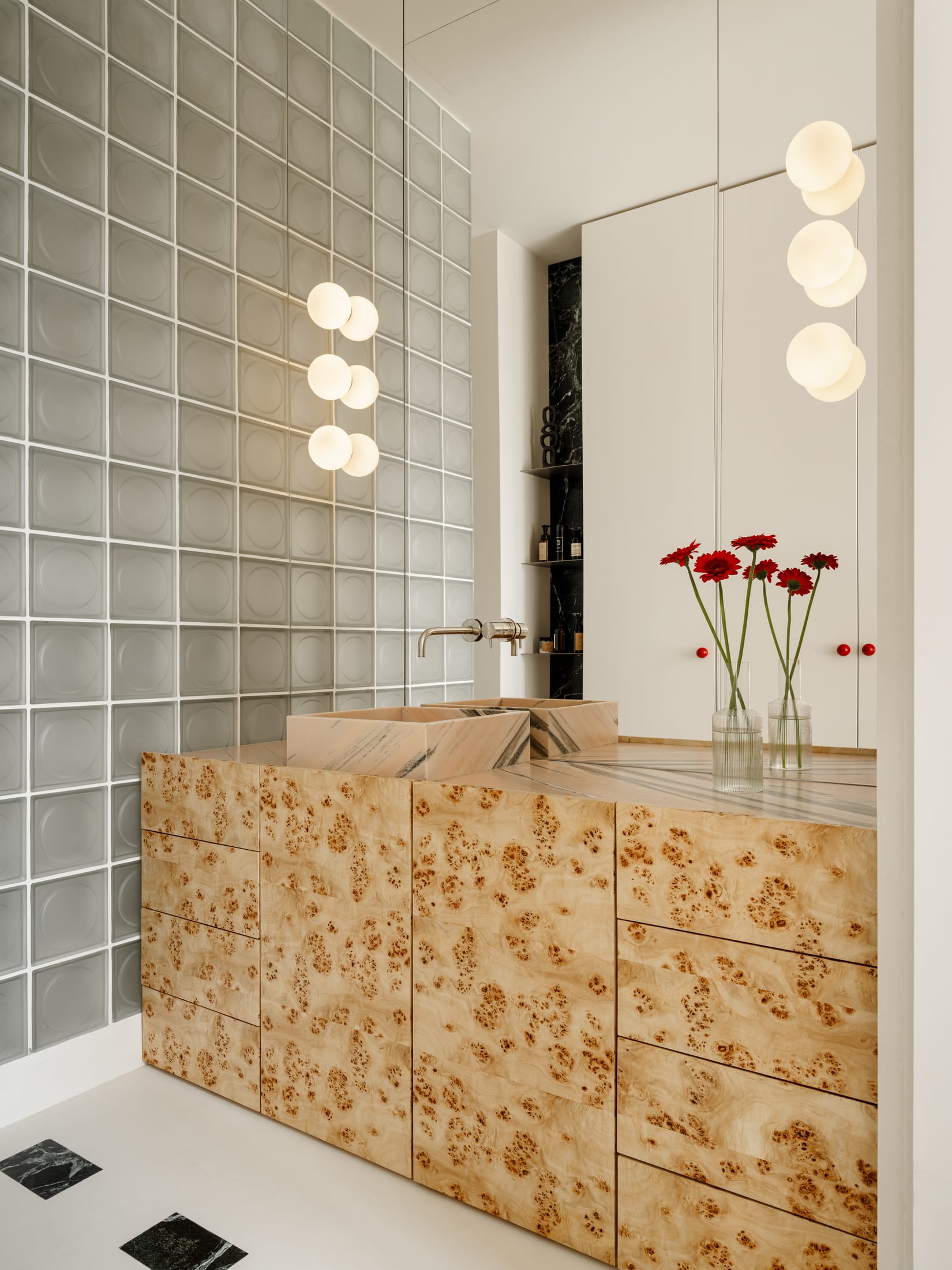 Yellowtrace Nikita Kostik A01 Studio Moscow Apartment Photo Mikhail Loskutov 30 Opt80