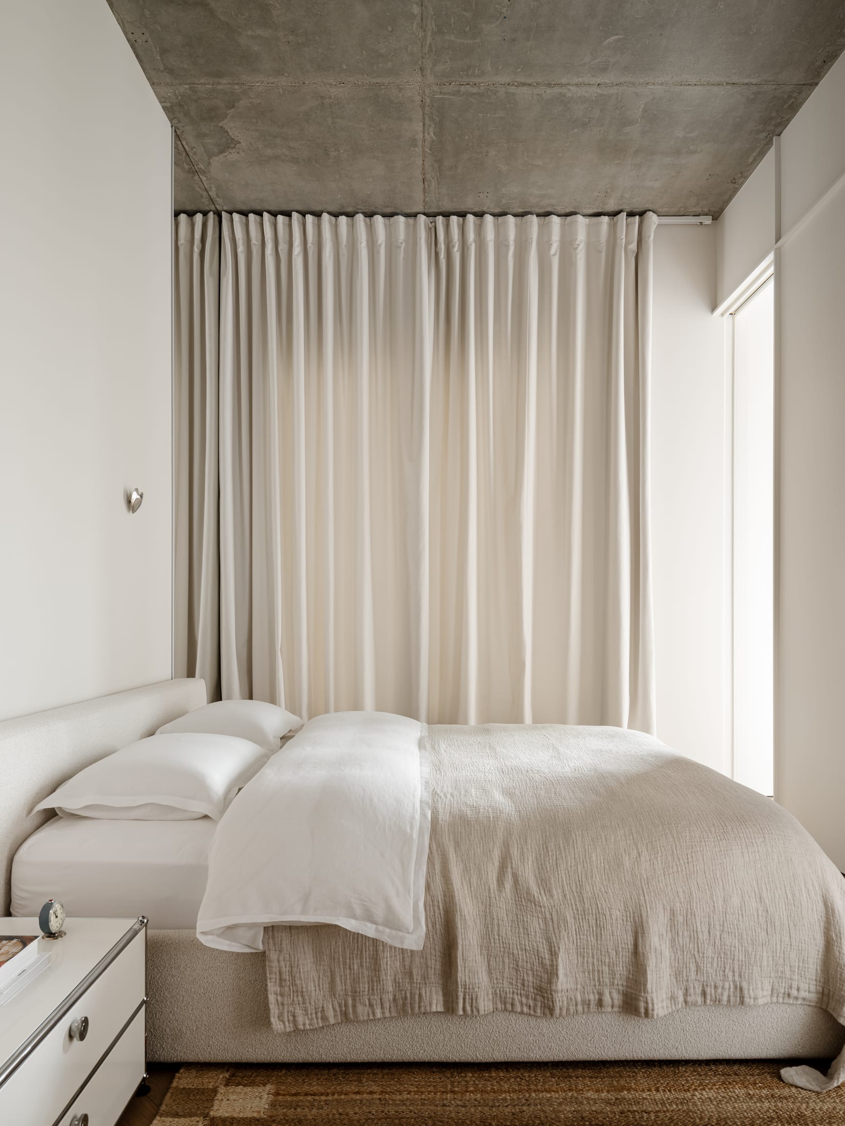 Yellowtrace Nikita Kostik A01 Studio Moscow Apartment Photo Mikhail Loskutov 34 Opt80