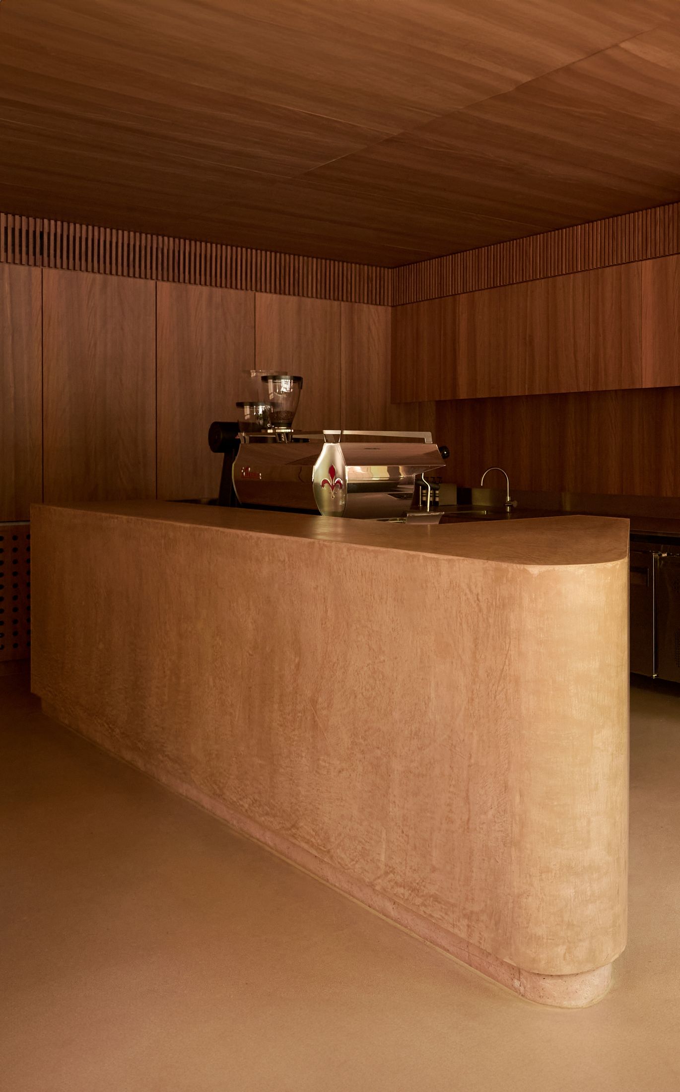 Yellowtrace Dion Hall Standing Room Cafe Melbourne Timber Lined Interior Photo Traianos Pakioufakis 18 Opt80