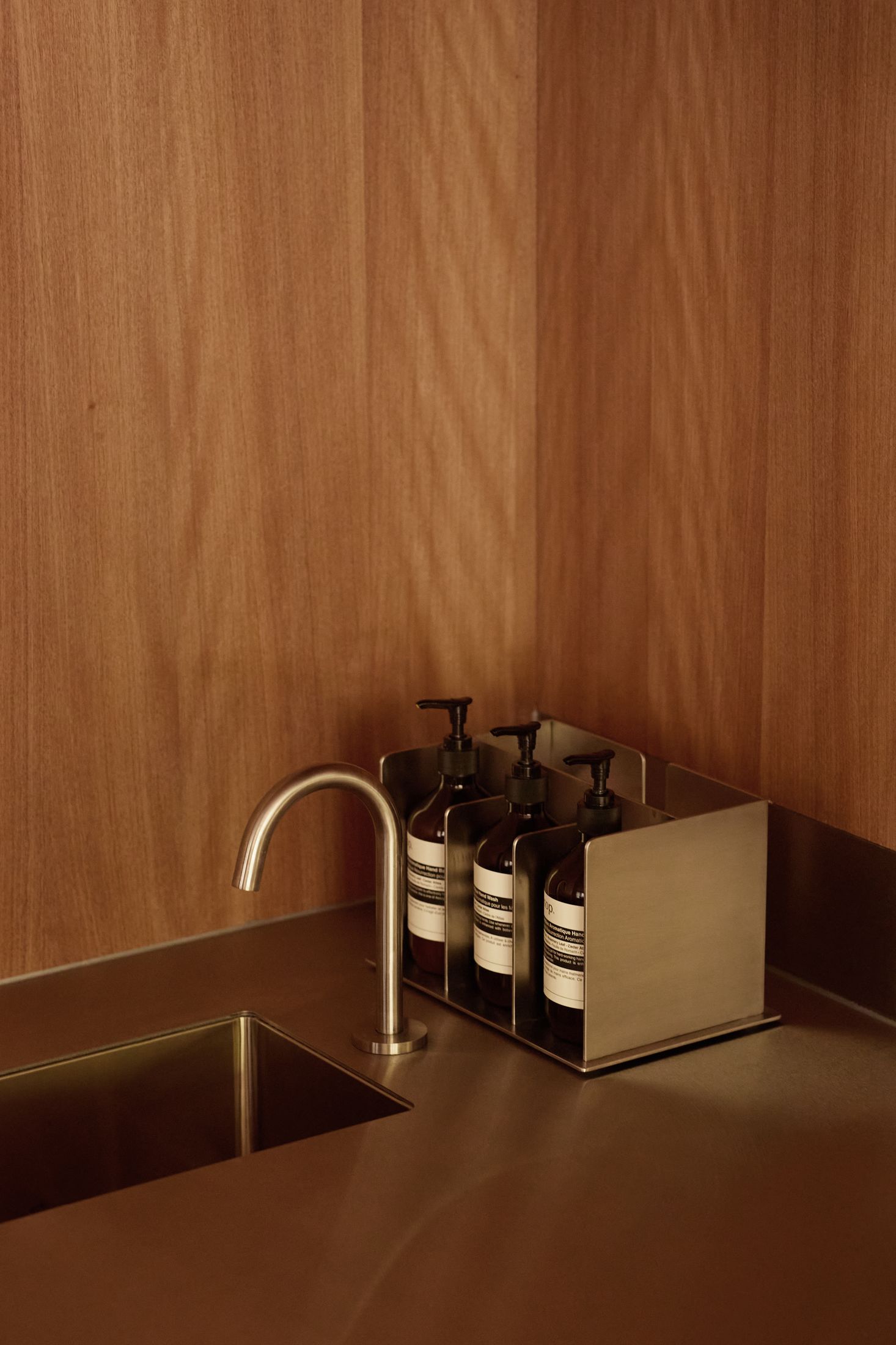 Yellowtrace Dion Hall Standing Room Cafe Melbourne Timber Lined Interior Photo Traianos Pakioufakis 22 Opt80