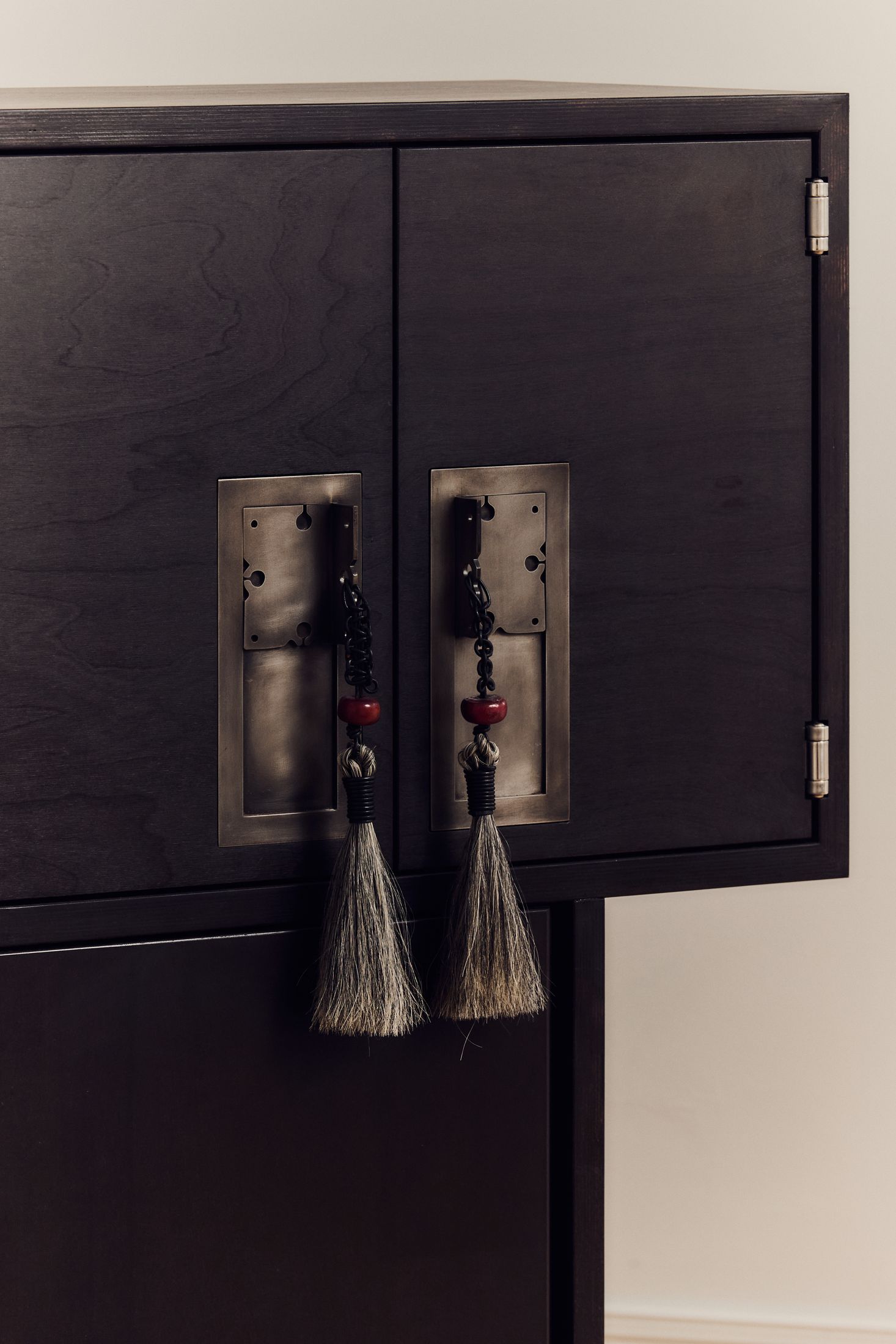 Yellowtrace Streifen Sentimental Pull Australian Design Photo Matthew Mcquiggan 01 Opt80