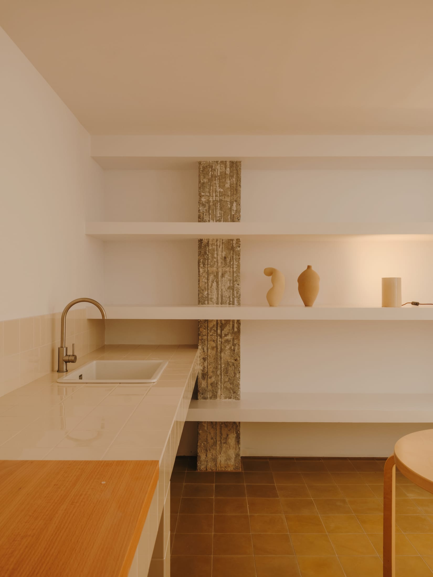 Yellowtrace Skye Maunsell Studio And Jordi Veciana Apt 21 Barcelona Home Photo Salva Lopez 11 Opt80