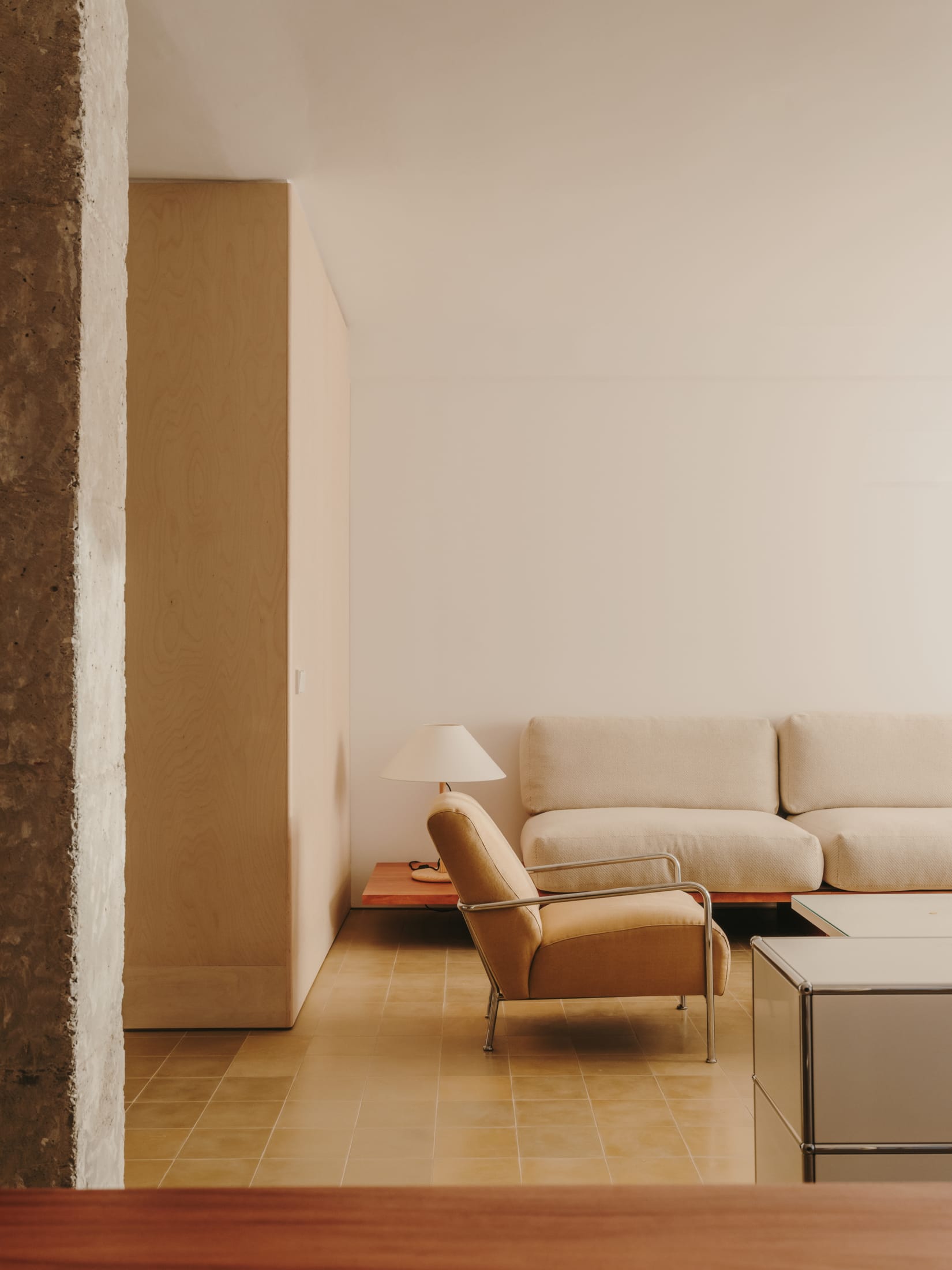 Yellowtrace Skye Maunsell Studio And Jordi Veciana Apt 21 Barcelona Home Photo Salva Lopez 21 Opt80