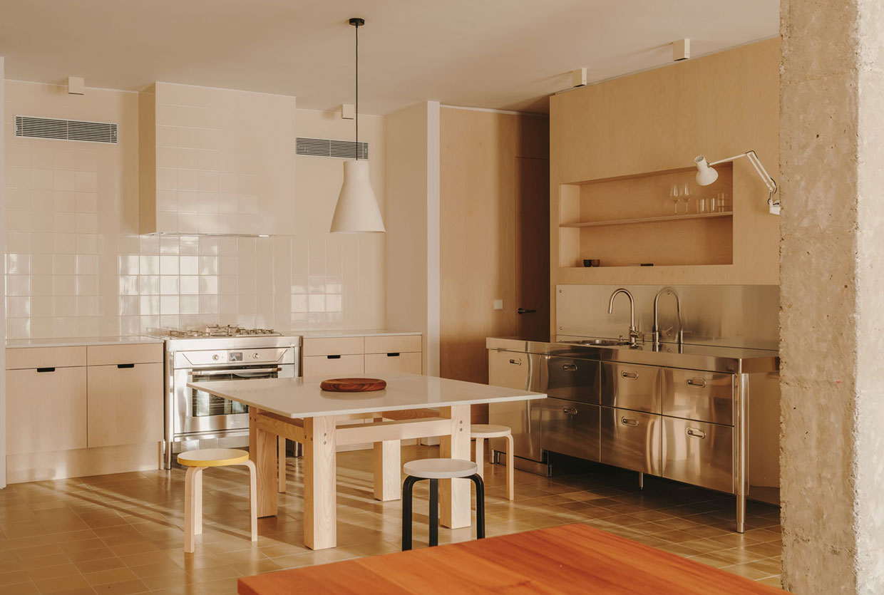 Yellowtrace Skye Maunsell Studio And Jordi Veciana Apt 21 Barcelona Home