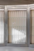 Yellowtrace Uneg Margesherwood Seoul Flagship Store Fashion Retail Interior Design Photo Hshm2357 25 Opt80