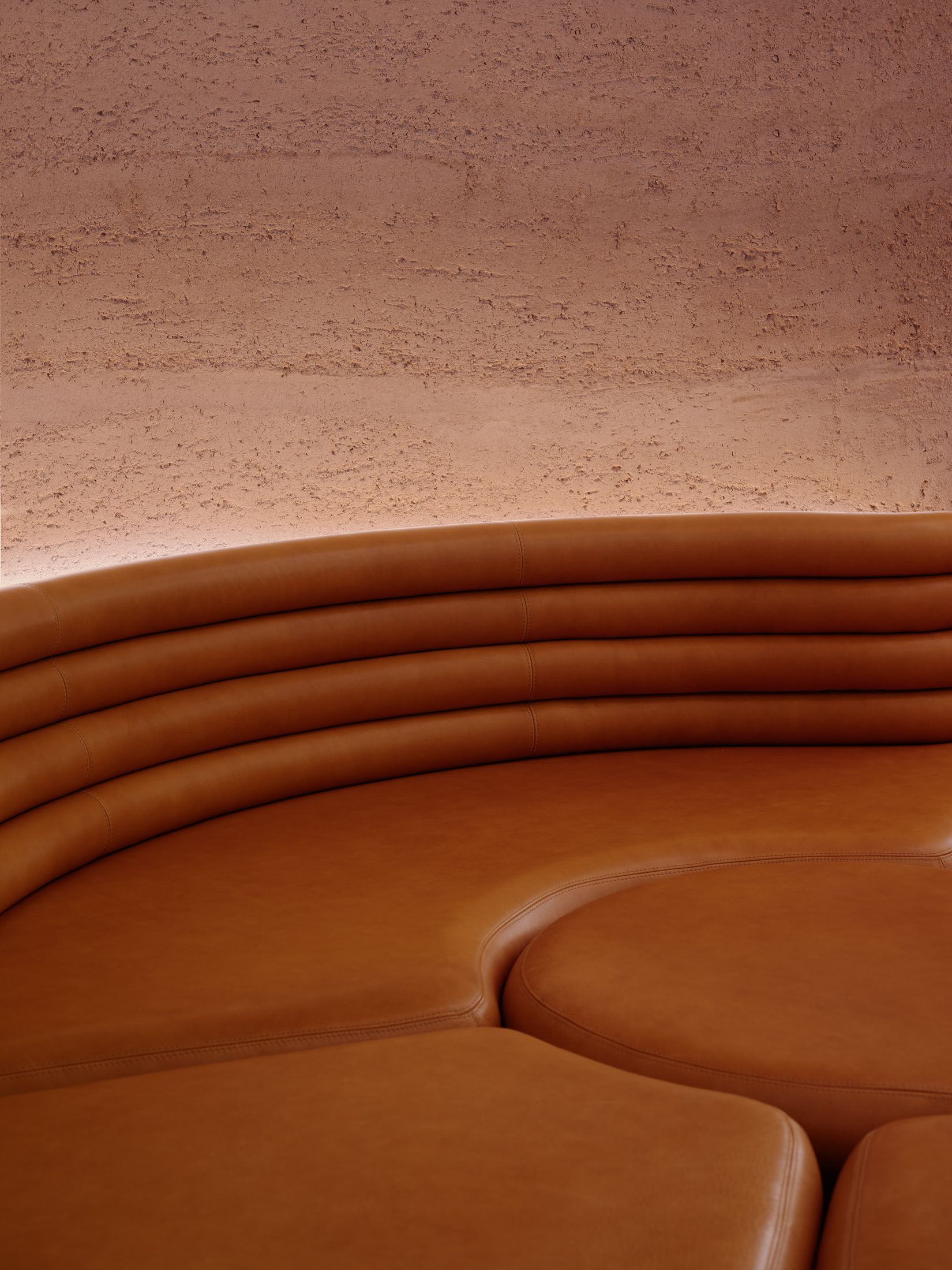 Yellowtrace Studio Karhard Play At Chalet African Gstaad Nightclub Photo Robert Rieger 34 Opt80