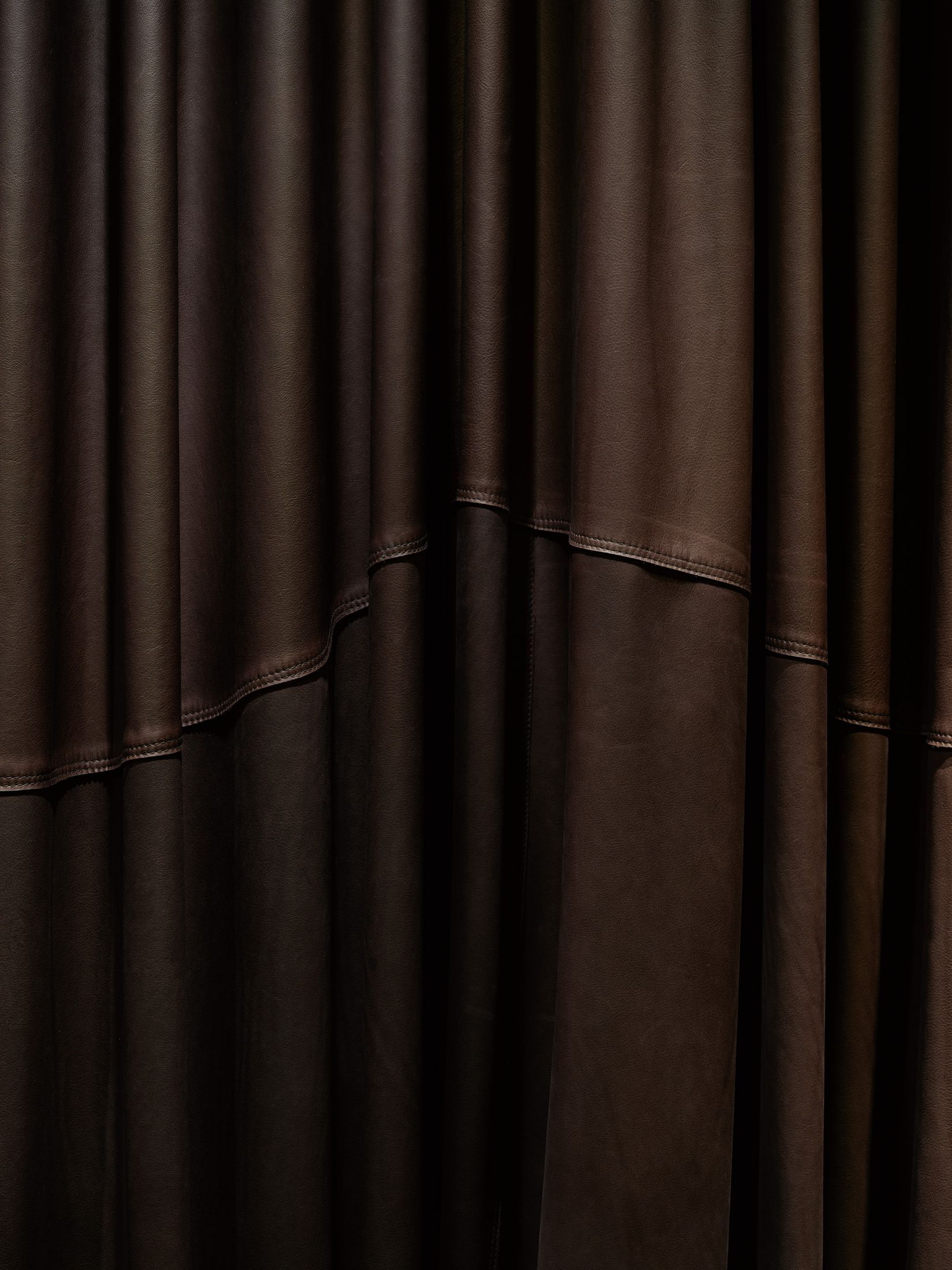 Yellowtrace Studio Karhard Play At Chalet African Gstaad Nightclub Photo Robert Rieger 23 Opt80