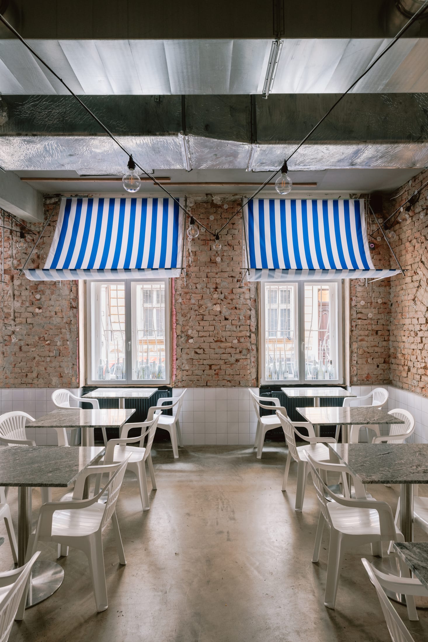 Yellowtrace Alan Prekop Olis Italian Restaurant Bratislava Photo Nora Saparova 35 Opt80