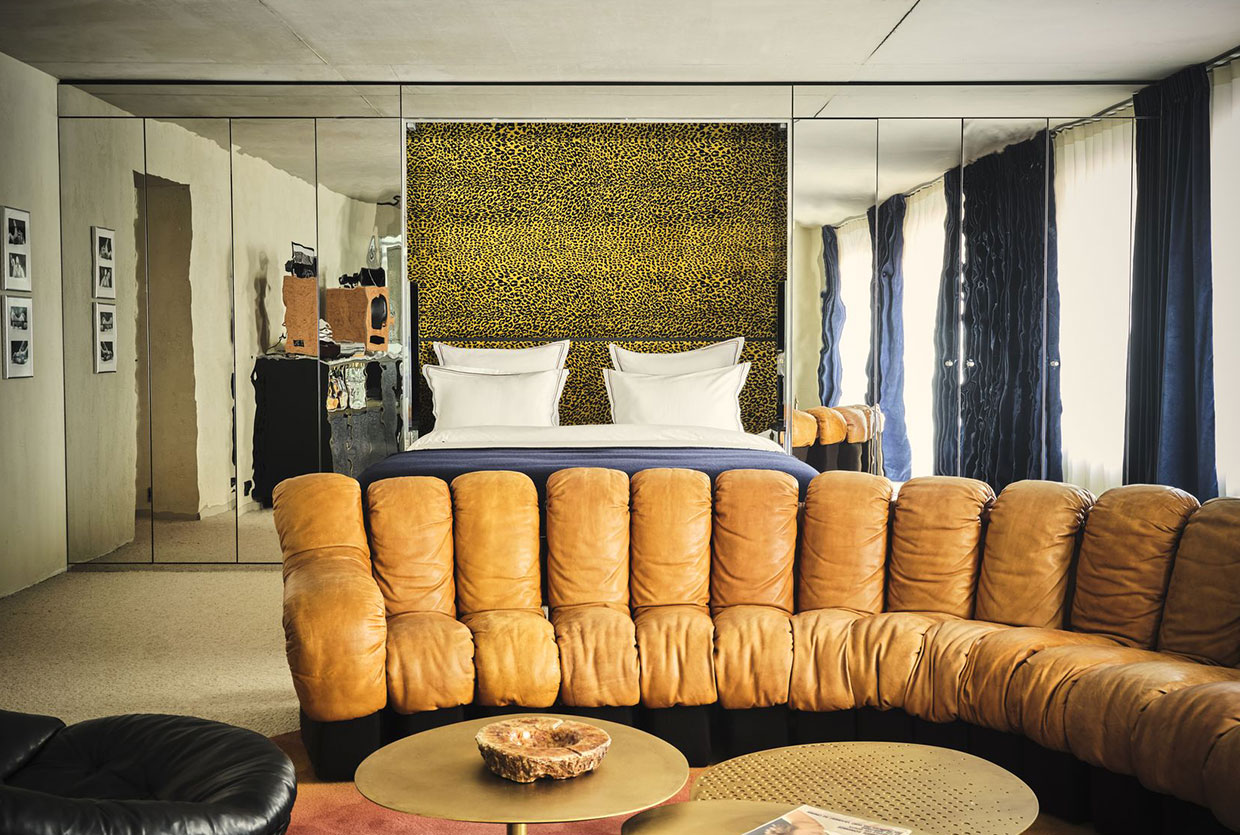 Yellowtrace Studio Ko Hotel Bus Palladium Paris Boutique Hotel