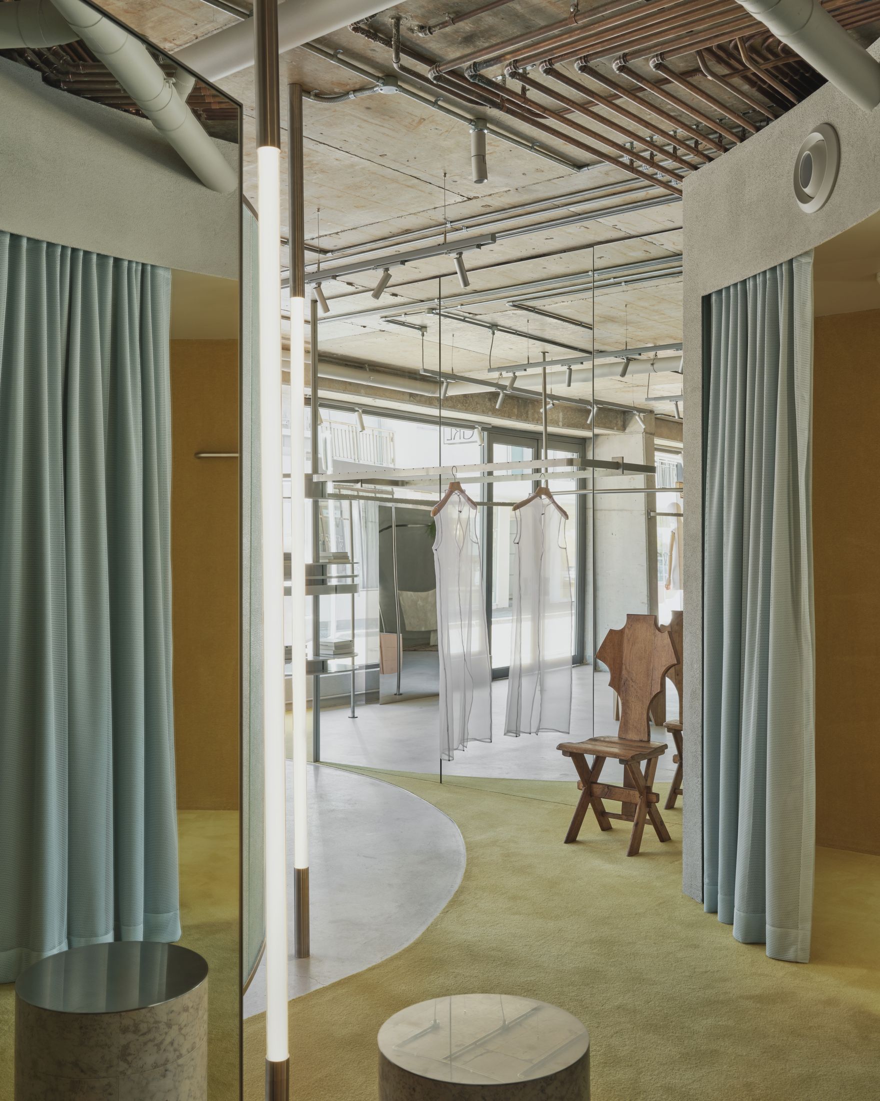 Yellowtrace Studio Doherty Vrg Grl Bondi Beach Fashion Retail Photo Nic Gossage 02 Opt80