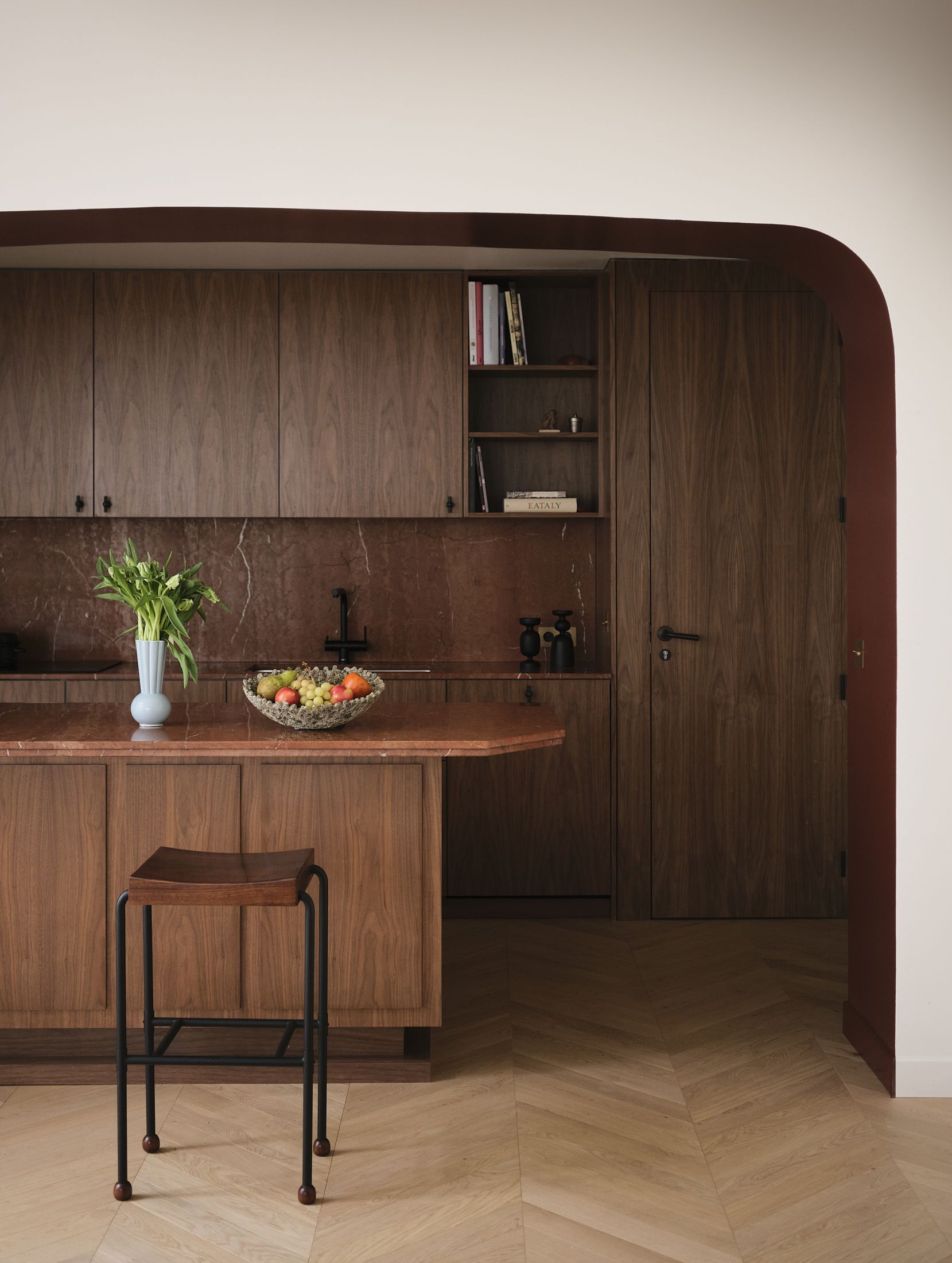 Yellowtrace Hauvette Madani Saint Georges Paris Apartment Design Photo Lucas Madani 04 Opt80