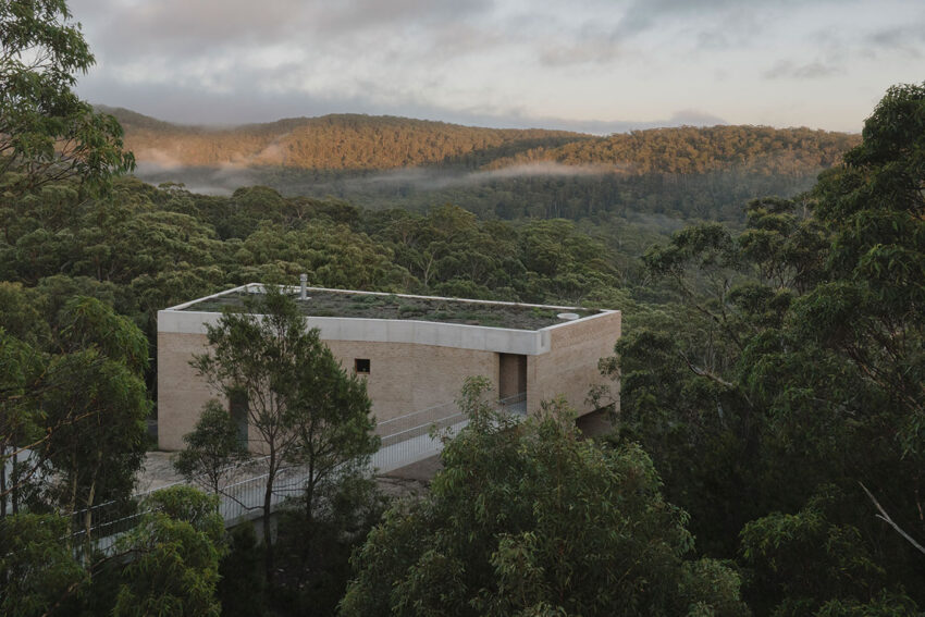 Yellowtrace Bokey Grant Ea House Southern Highlands Australian Architecture