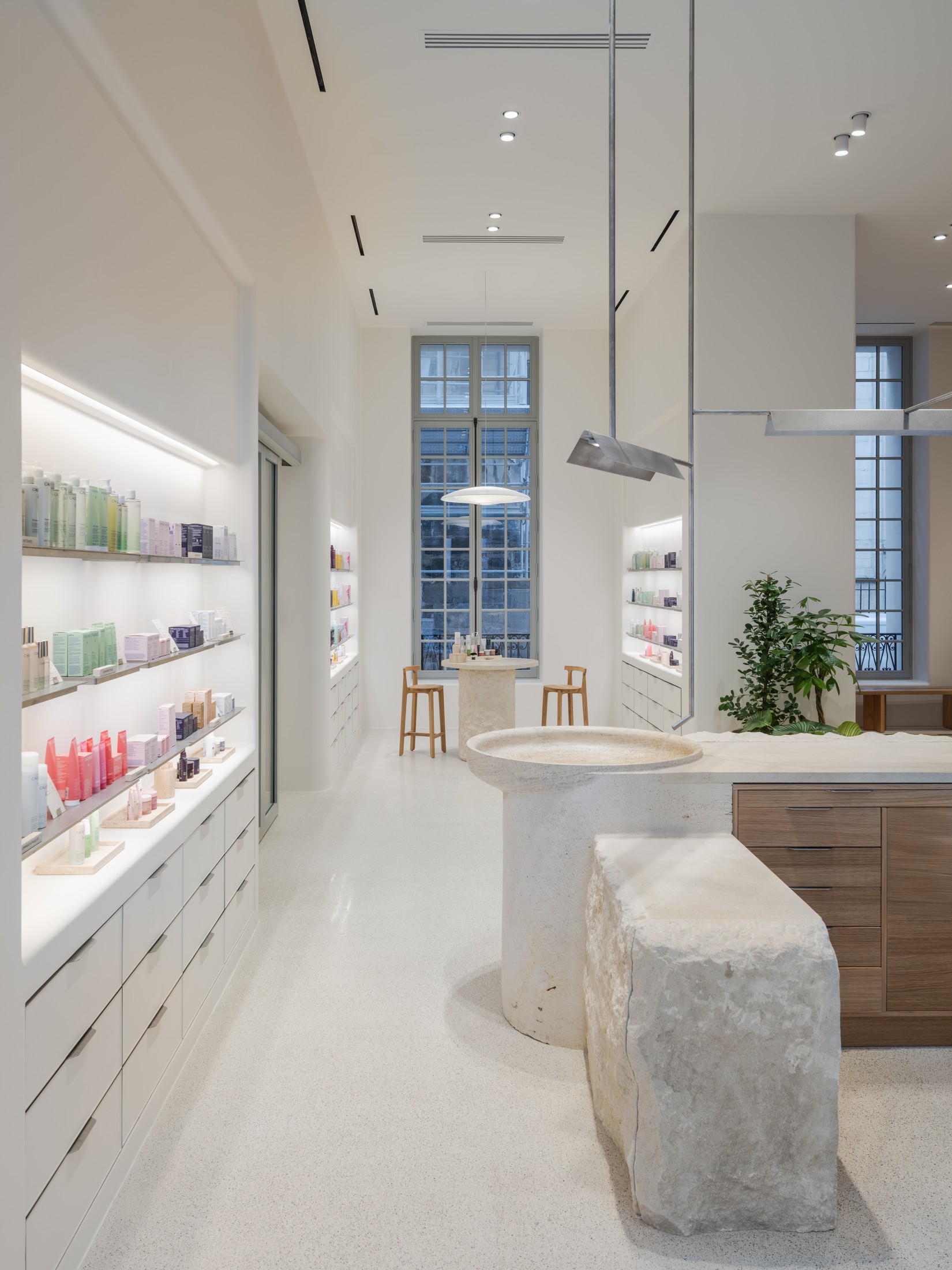 Yellowtrace Cigue Caudalie Rue Pavee 16 Photo Maris Mezulis 16 Opt90