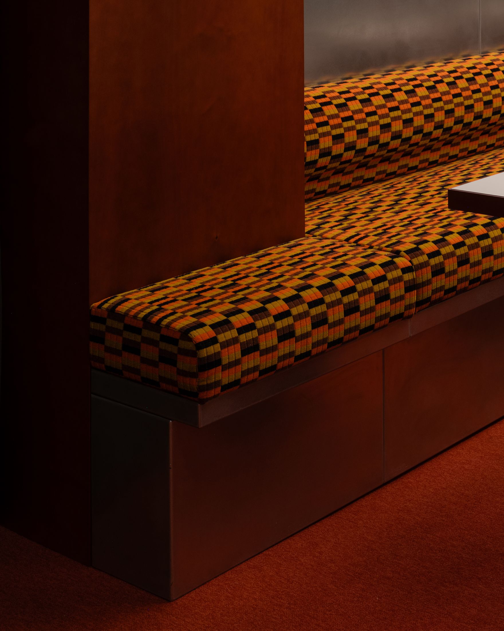 Yellowtrace Supaform Esthetic Joys Embassy Club Belgrade Serbia Photo Varvara Toplennikova 27 Opt80