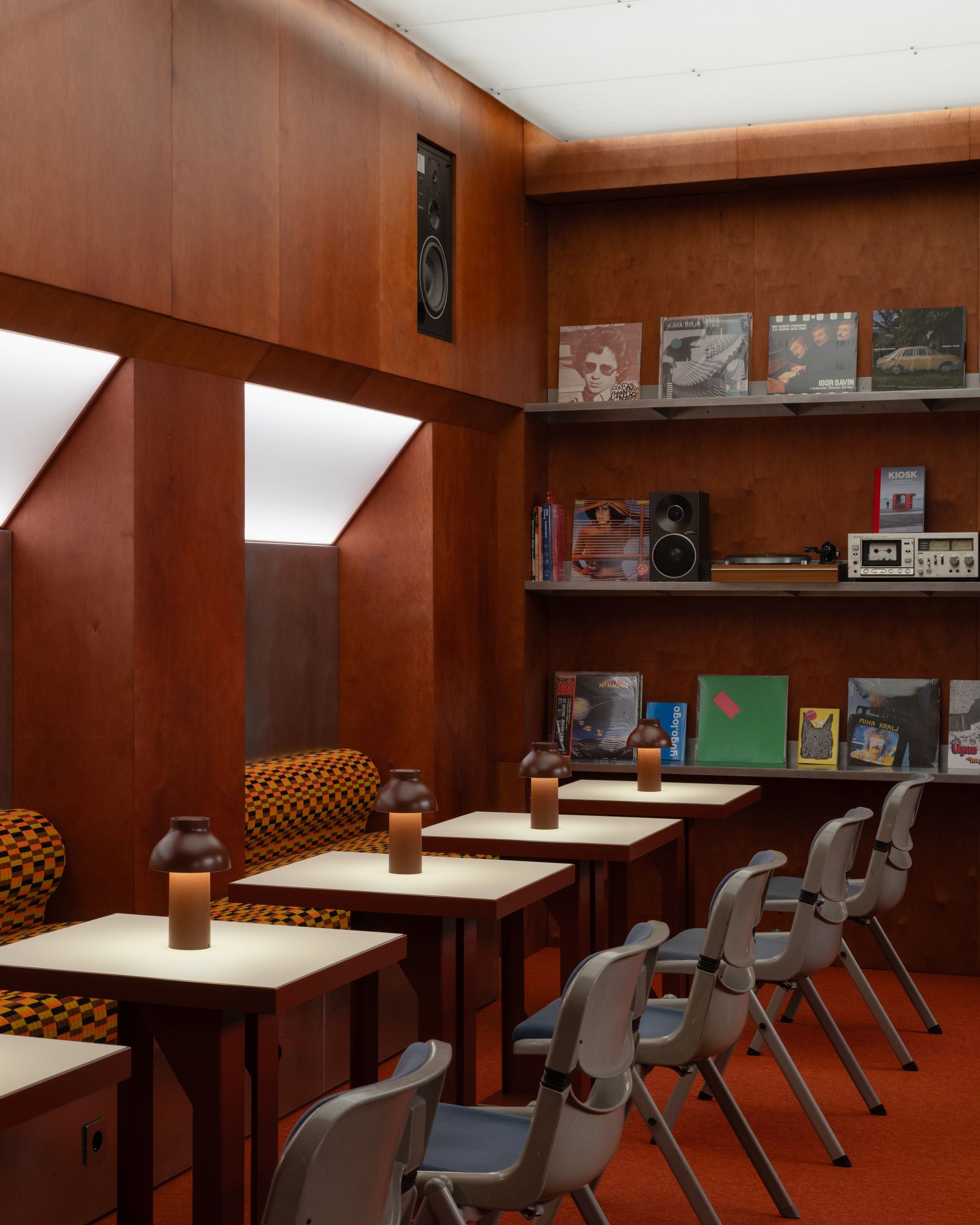 Yellowtrace Supaform Esthetic Joys Embassy Club Belgrade Serbia Photo Varvara Toplennikova 28 Opt80