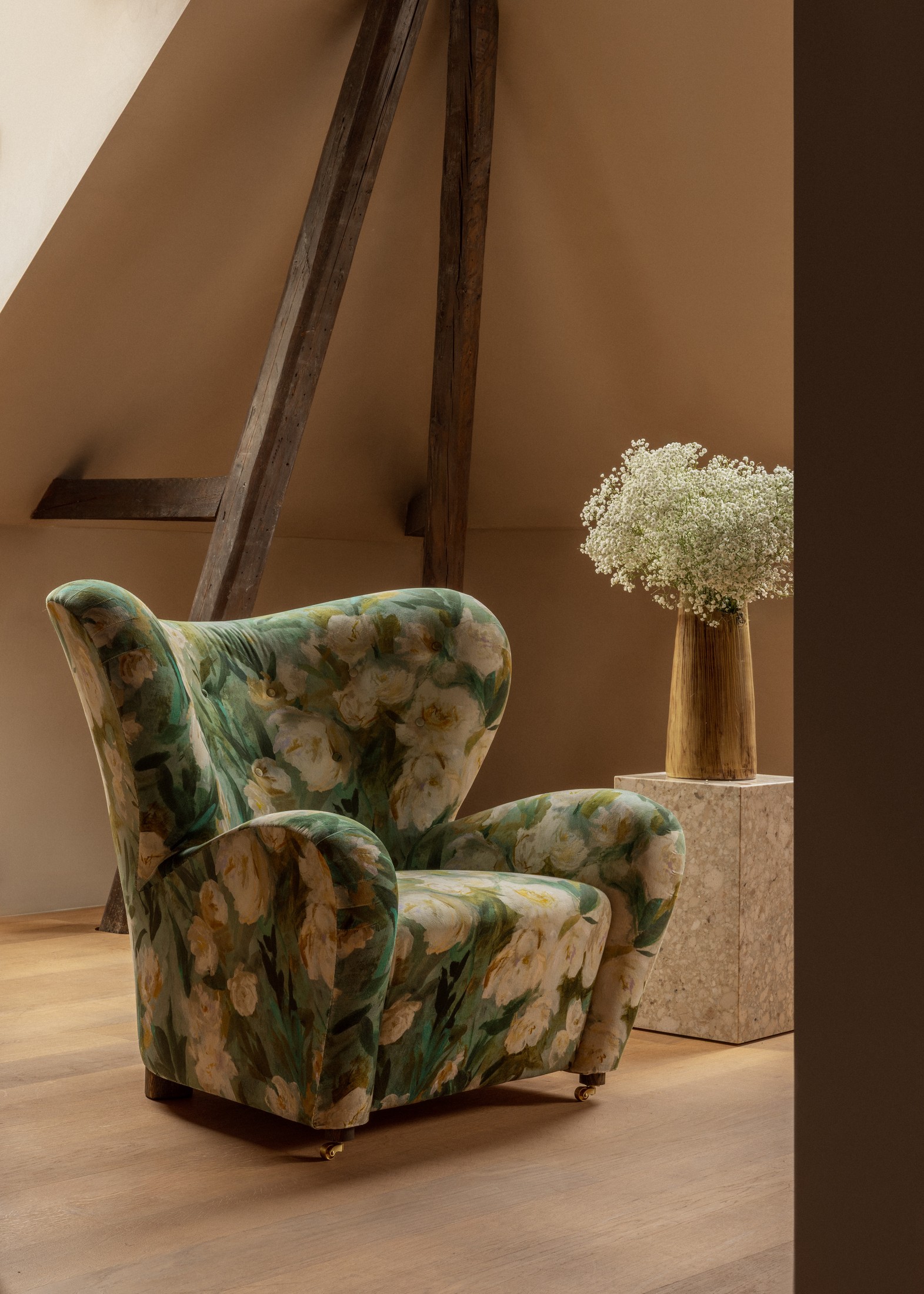 Yellowtrace Audo3daysofdesignthetiredmanplinthtall2 34 Opt90