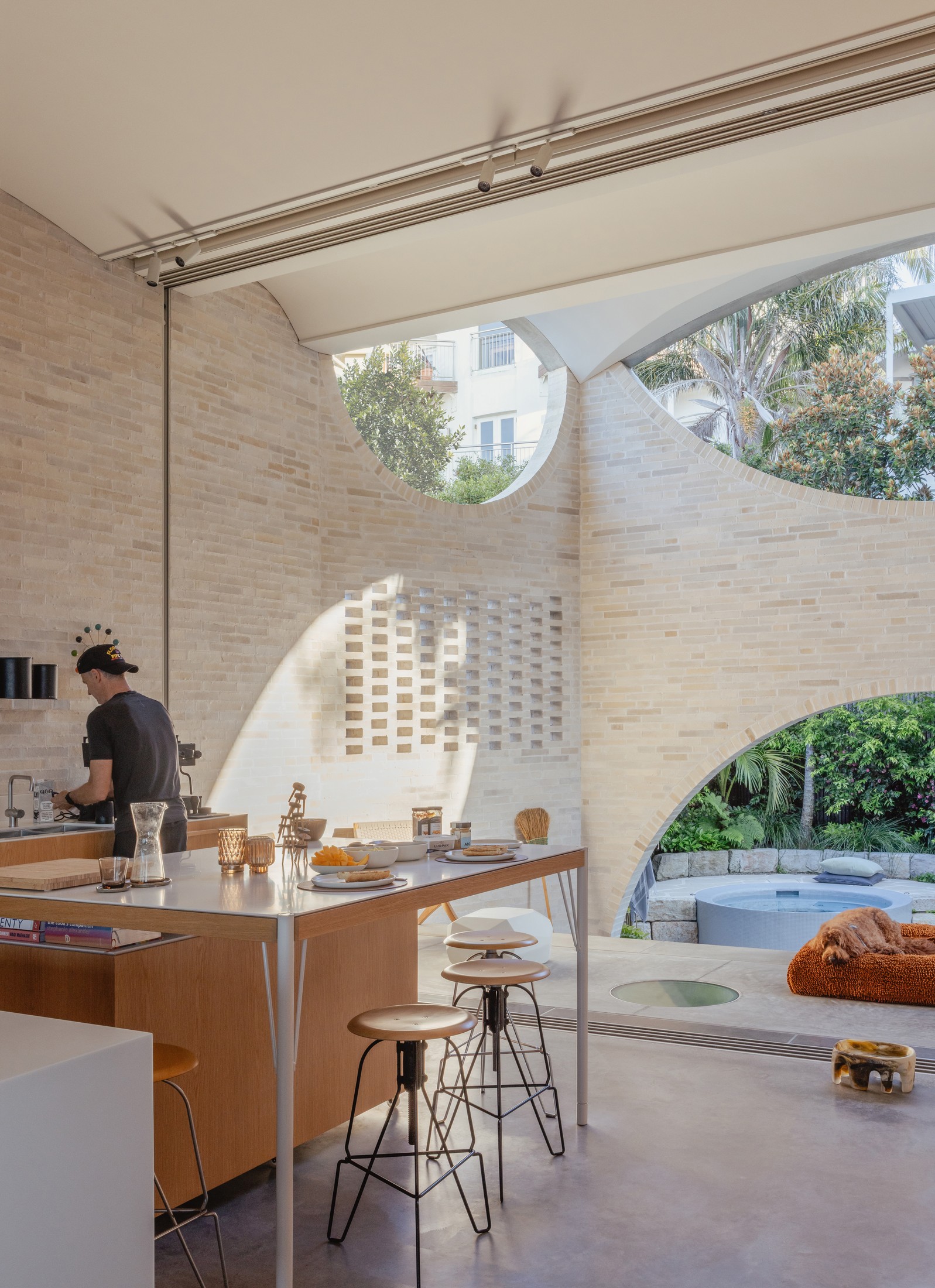 Yellowtrace Chenchow Littlequeenscliff House Photo Katherine Lu 03 03 Opt90
