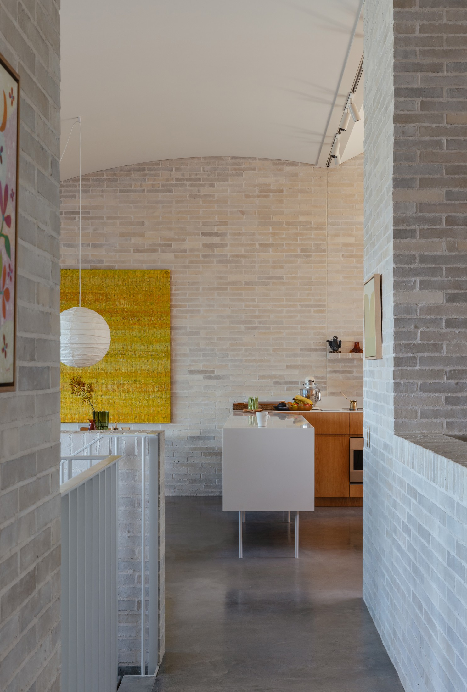 Yellowtrace Chenchow Littlequeenscliff House Photo Katherine Lu 04 04 Opt90