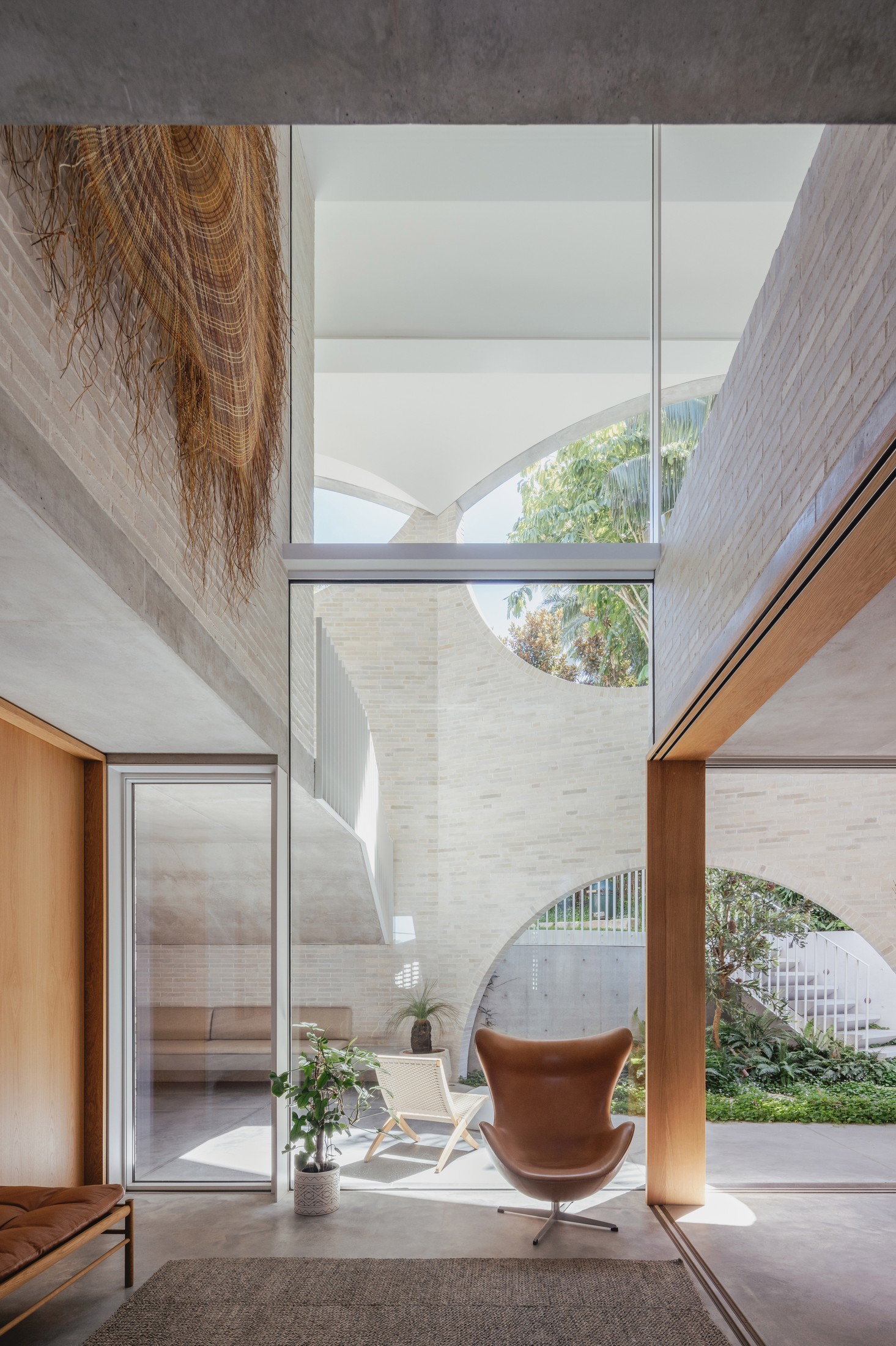 Yellowtrace Chenchow Littlequeenscliff House Photo Katherine Lu 09 09 Opt90